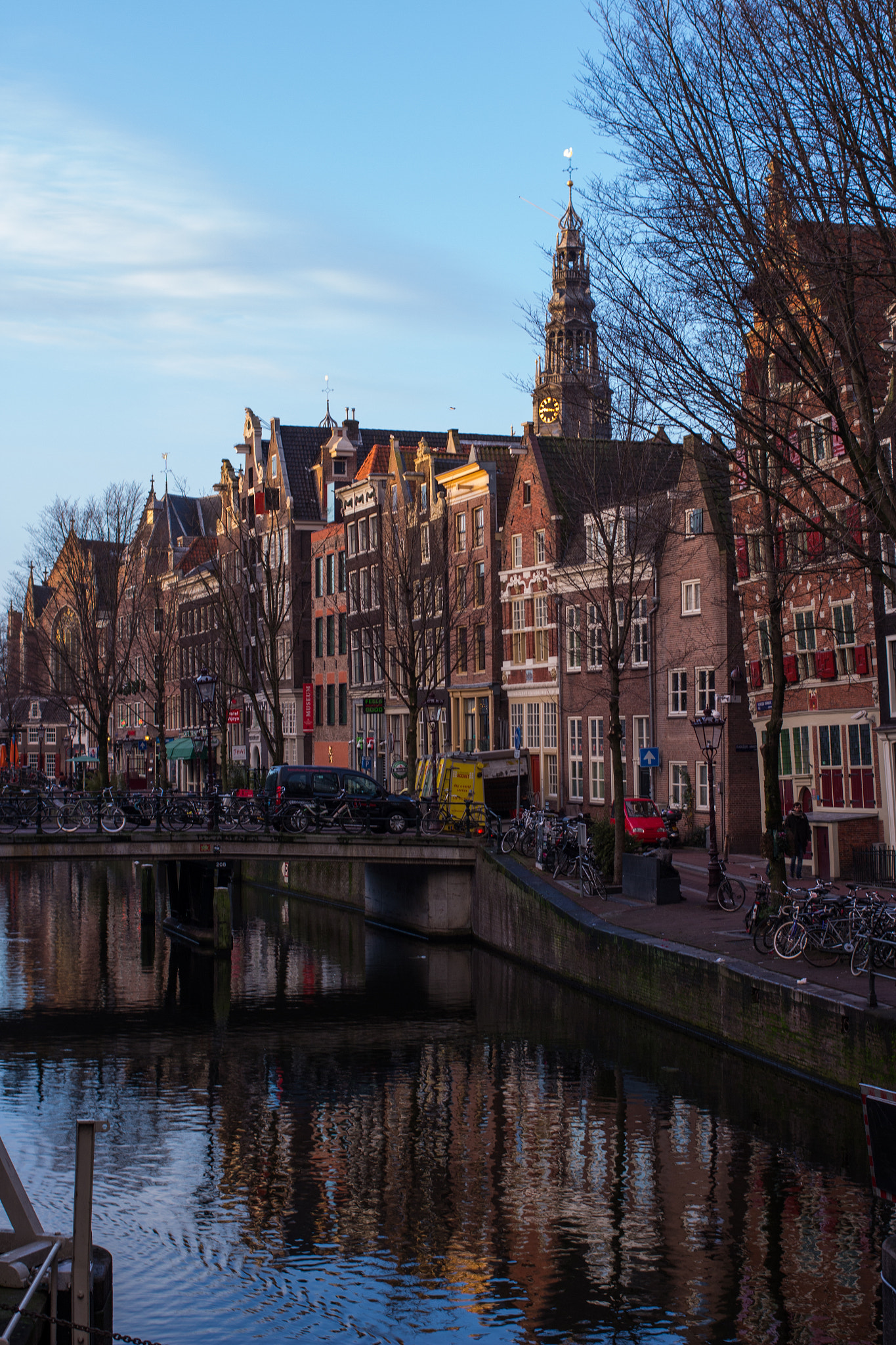 Canon EOS 100D (EOS Rebel SL1 / EOS Kiss X7) + Canon EF 40mm F2.8 STM sample photo. Morning@amsterdam photography