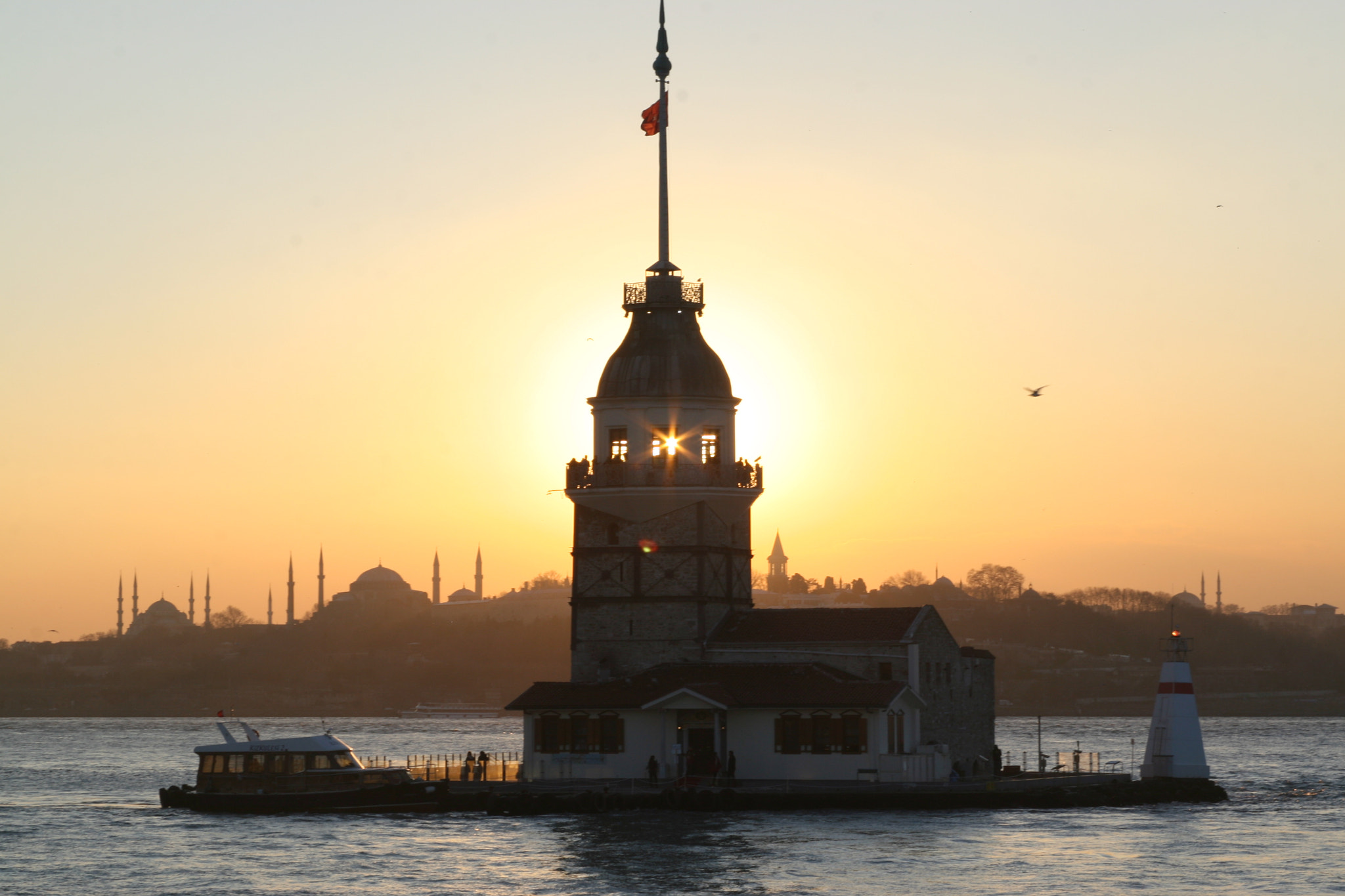 Canon EF 28-135mm F3.5-5.6 IS USM sample photo. Kız kulesi photography
