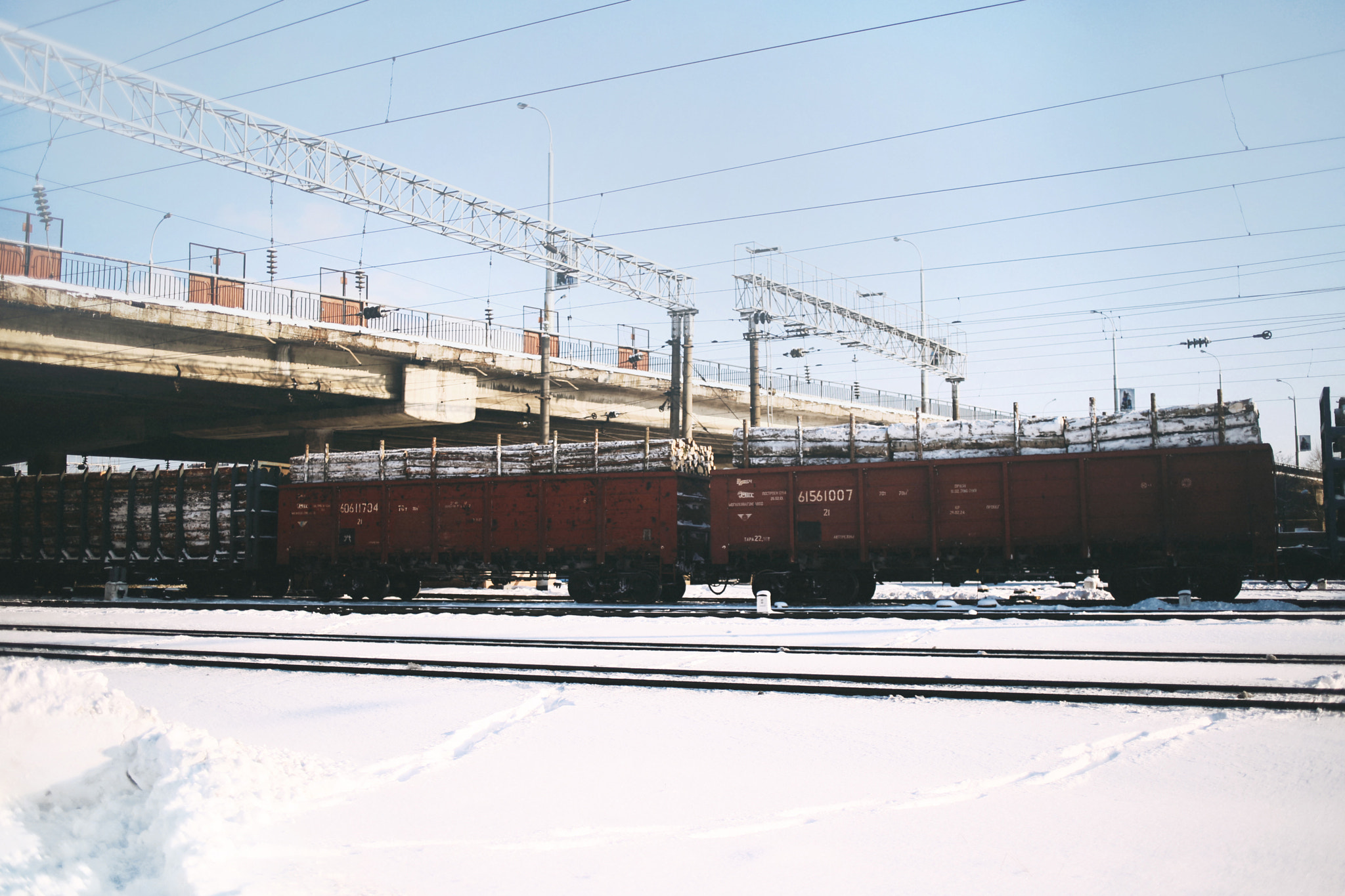 Canon EOS 6D + Canon EF 35mm F2 sample photo. * photography