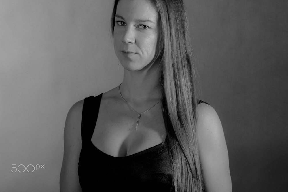 Sigma 105mm F2.8 EX DG OS HSM sample photo. Agata photography