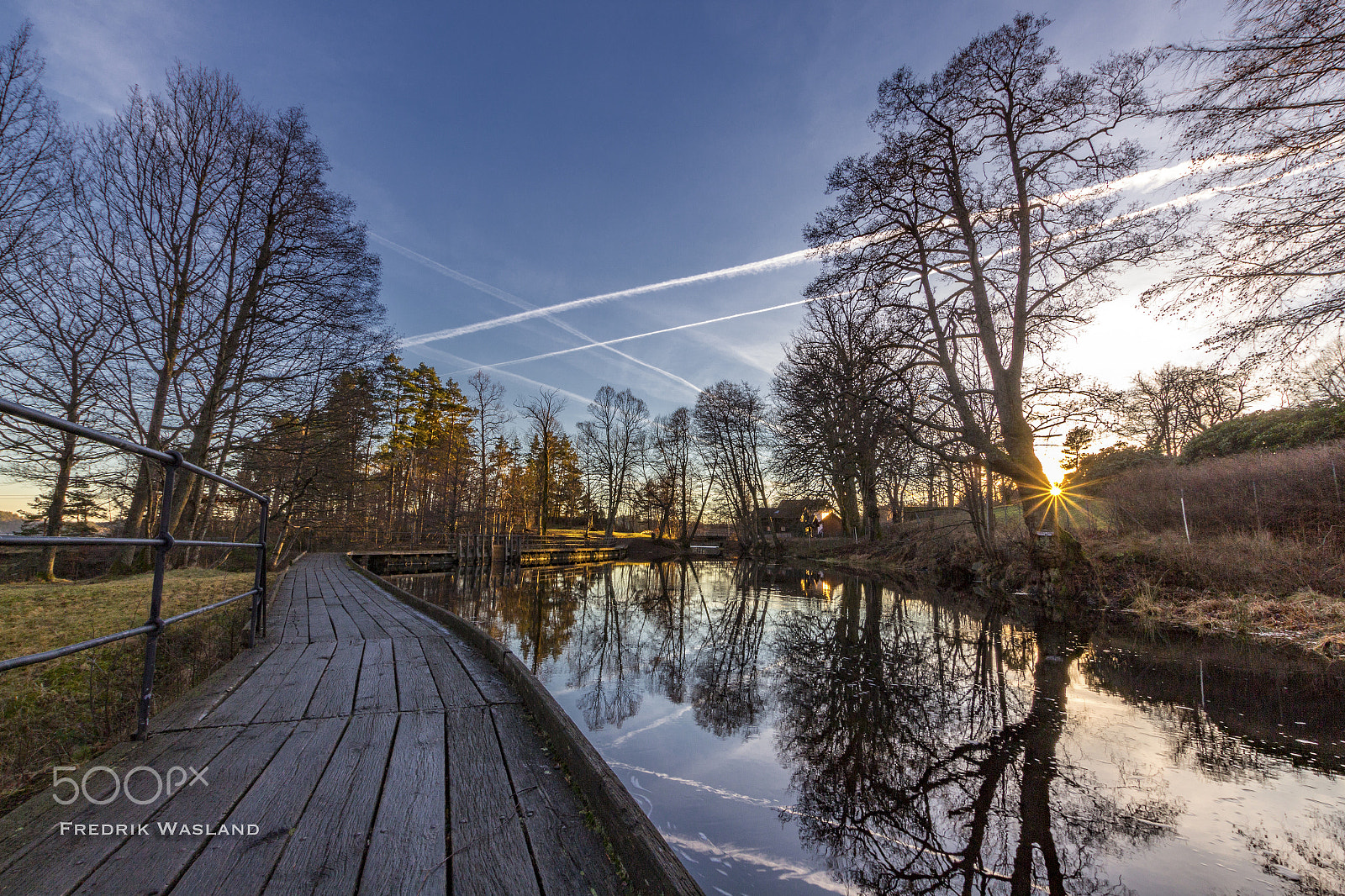 Sigma 10-20mm F3.5 EX DC HSM sample photo. Reflection photography