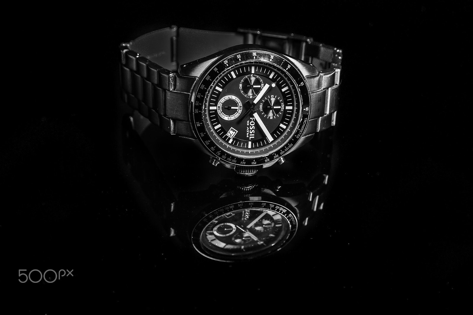 Canon EF-S 17-55mm F2.8 IS USM sample photo. Product photography - fossil photography
