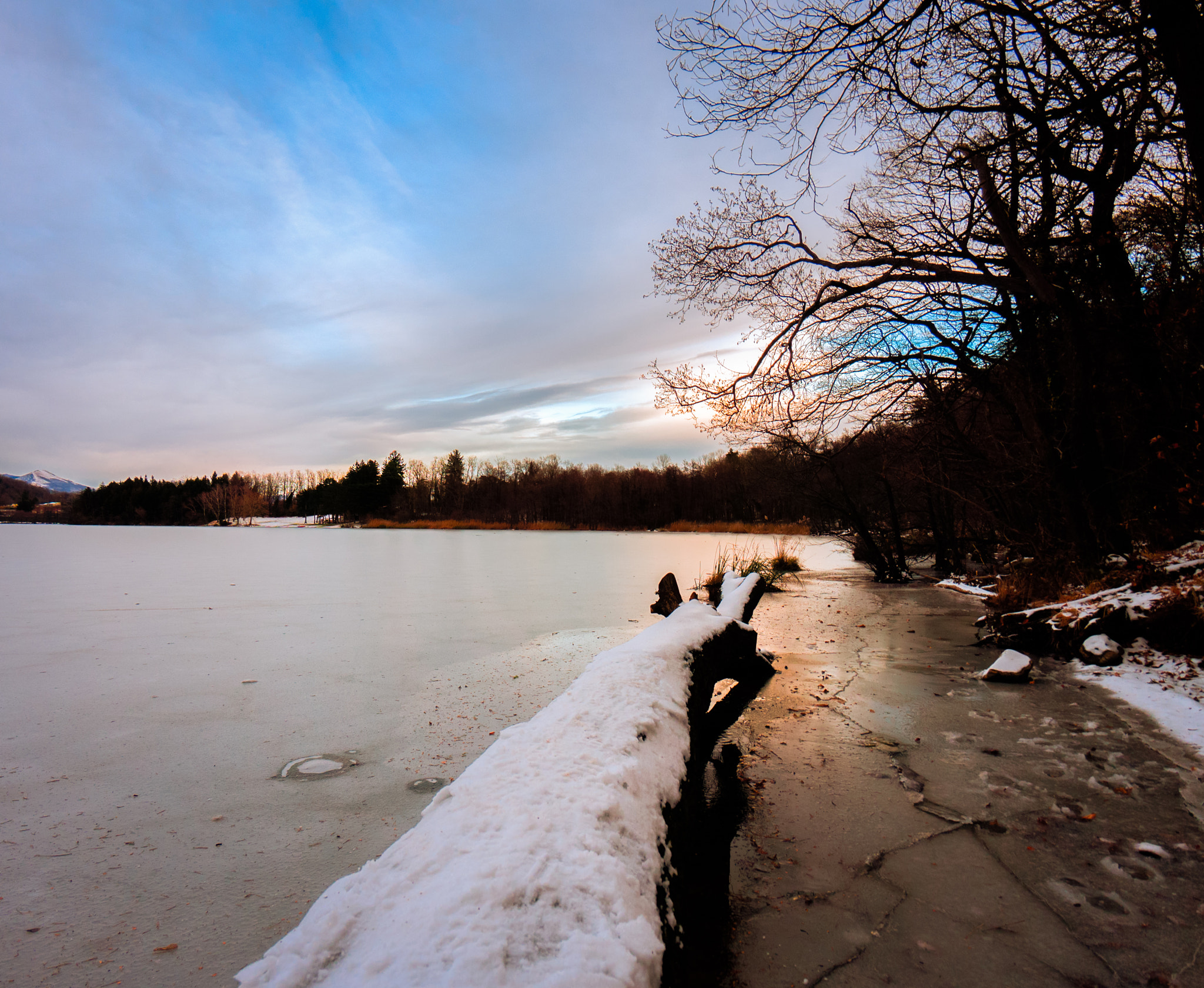 Sony E 10-18mm F4 OSS sample photo. Montorfano photography