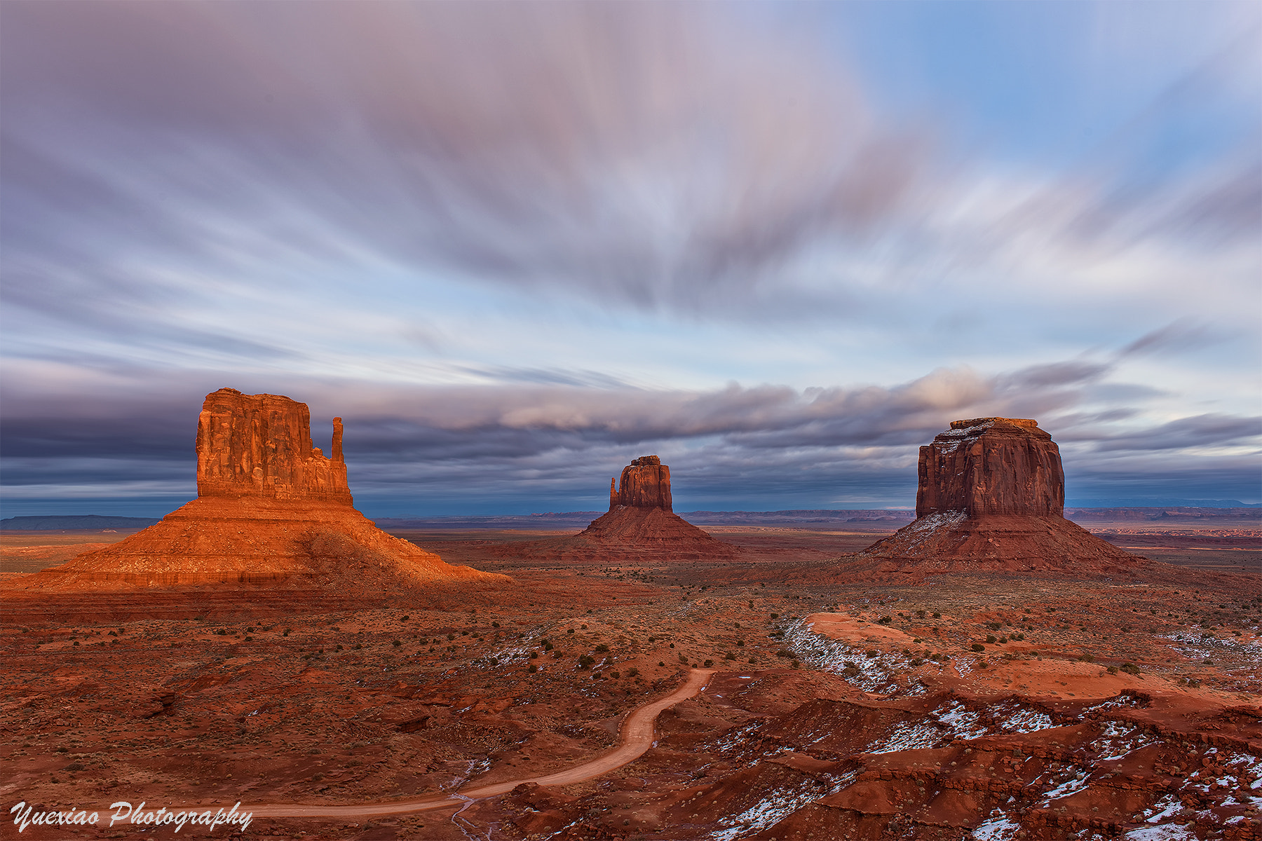 Nikon D810 + Nikon AF-S Nikkor 28-70mm F2.8 ED-IF sample photo. Monument valley sunset photography