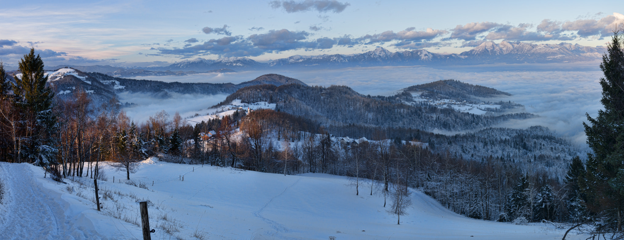 Pentax K-3 sample photo. Foggy... photography