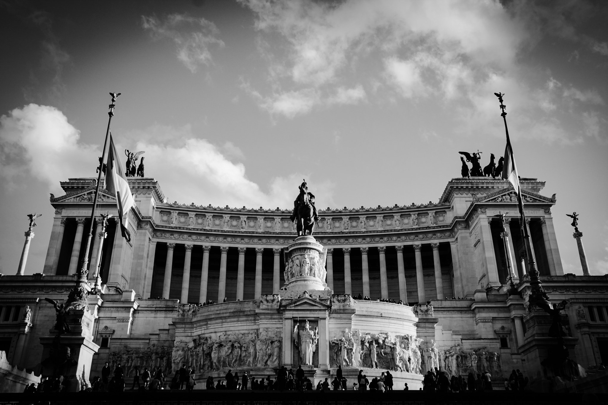 Tamron SP AF 17-50mm F2.8 XR Di II LD Aspherical (IF) sample photo. Altare della patria photography