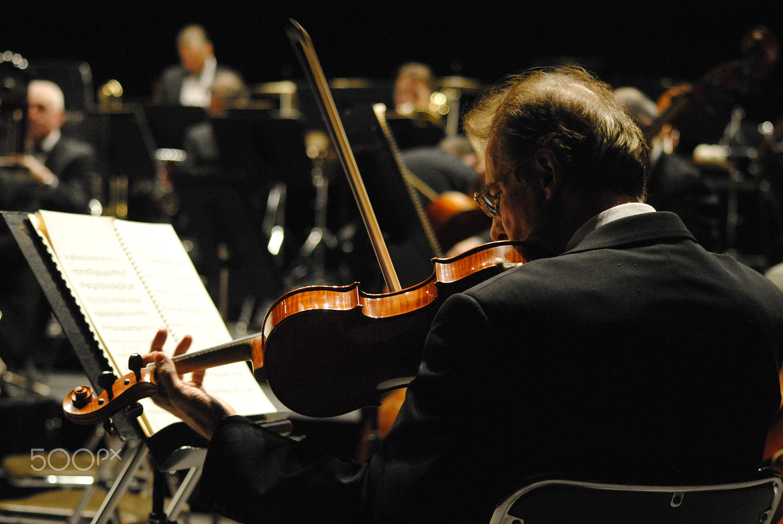 Sigma 70-300mm F4-5.6 APO DG Macro sample photo. Orchestre national de lille photography