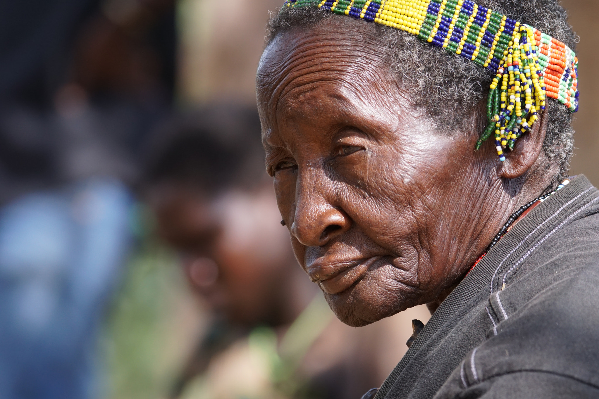 Sony 70-300mm F4.5-5.6 G SSM sample photo. Hadzabe woman photography