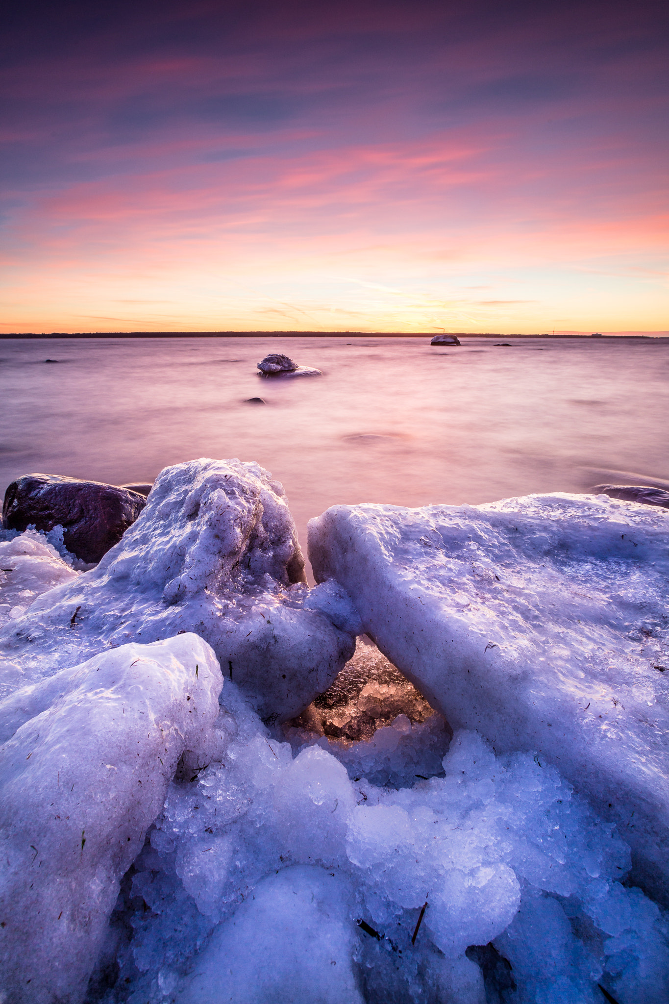 Canon EOS 6D + Canon EF 17-35mm f/2.8L sample photo. Colorful sunset in winter photography