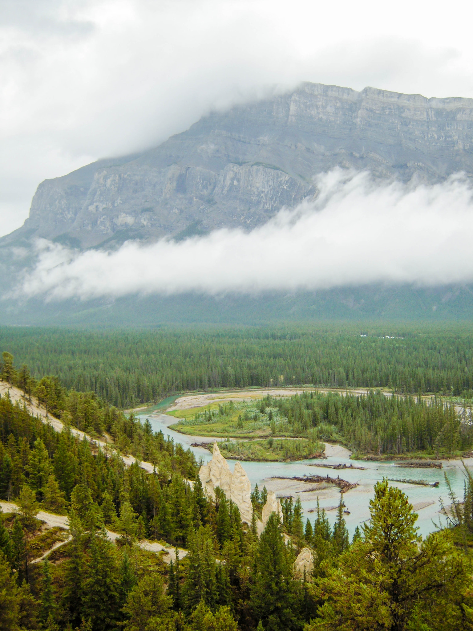 Nikon Coolpix S620 sample photo. Banff photography