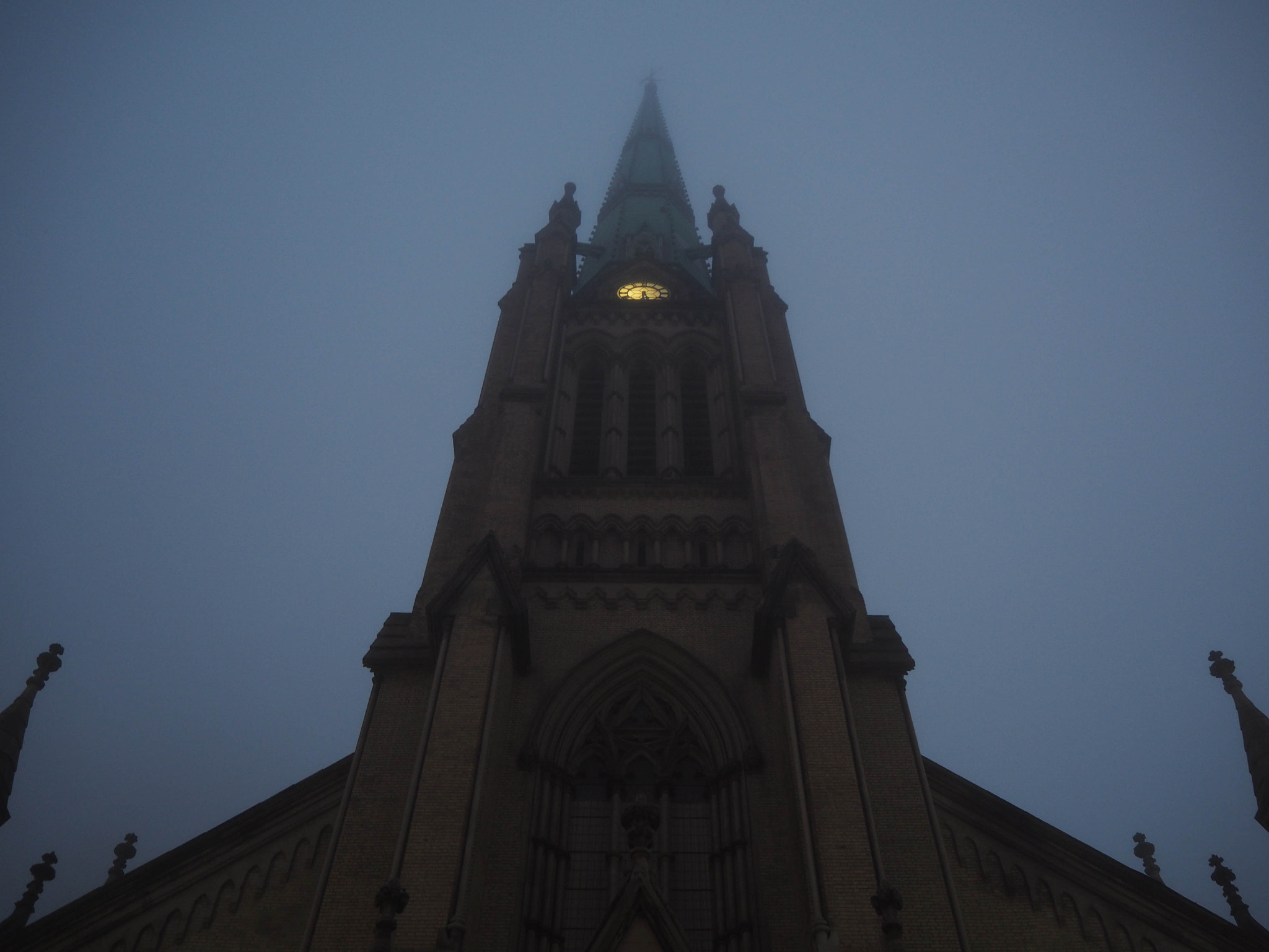 Olympus PEN-F sample photo. Foggy st. james photography