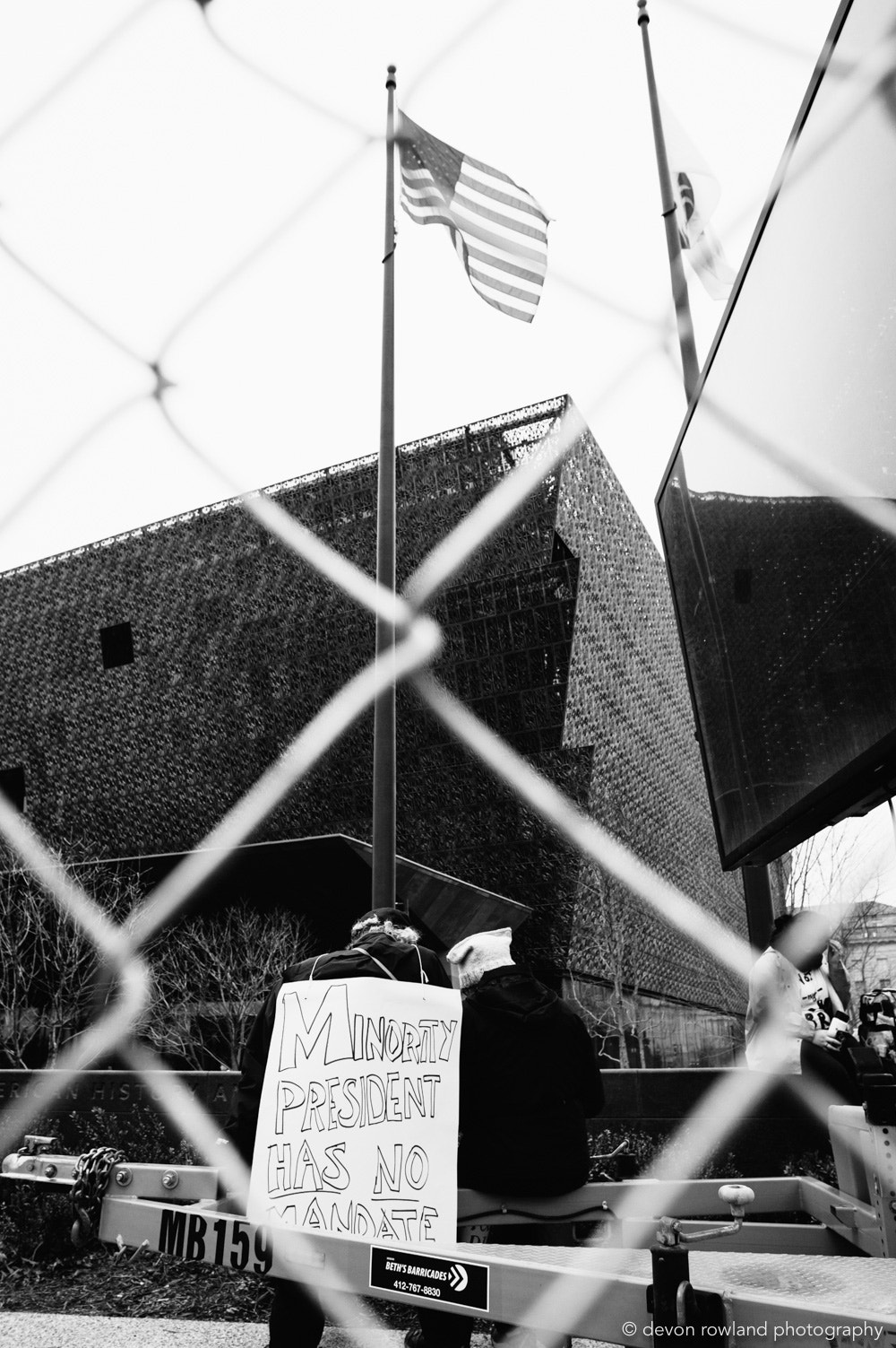 Sigma 24mm F1.8 EX DG Aspherical Macro sample photo. Women's march dc 1.21.2017 - devon rowland photography photography