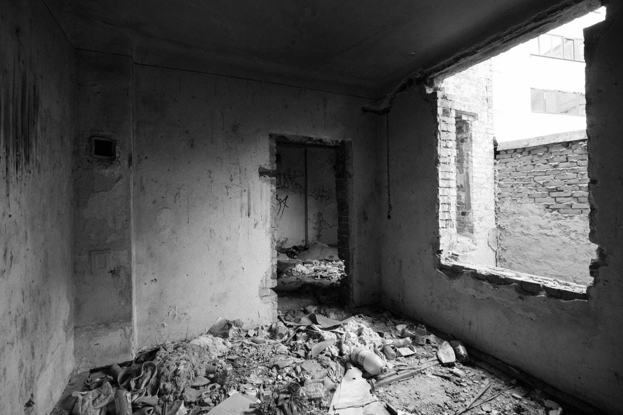 Canon EOS 700D (EOS Rebel T5i / EOS Kiss X7i) sample photo. 9/10 serie forgotten buildings photography