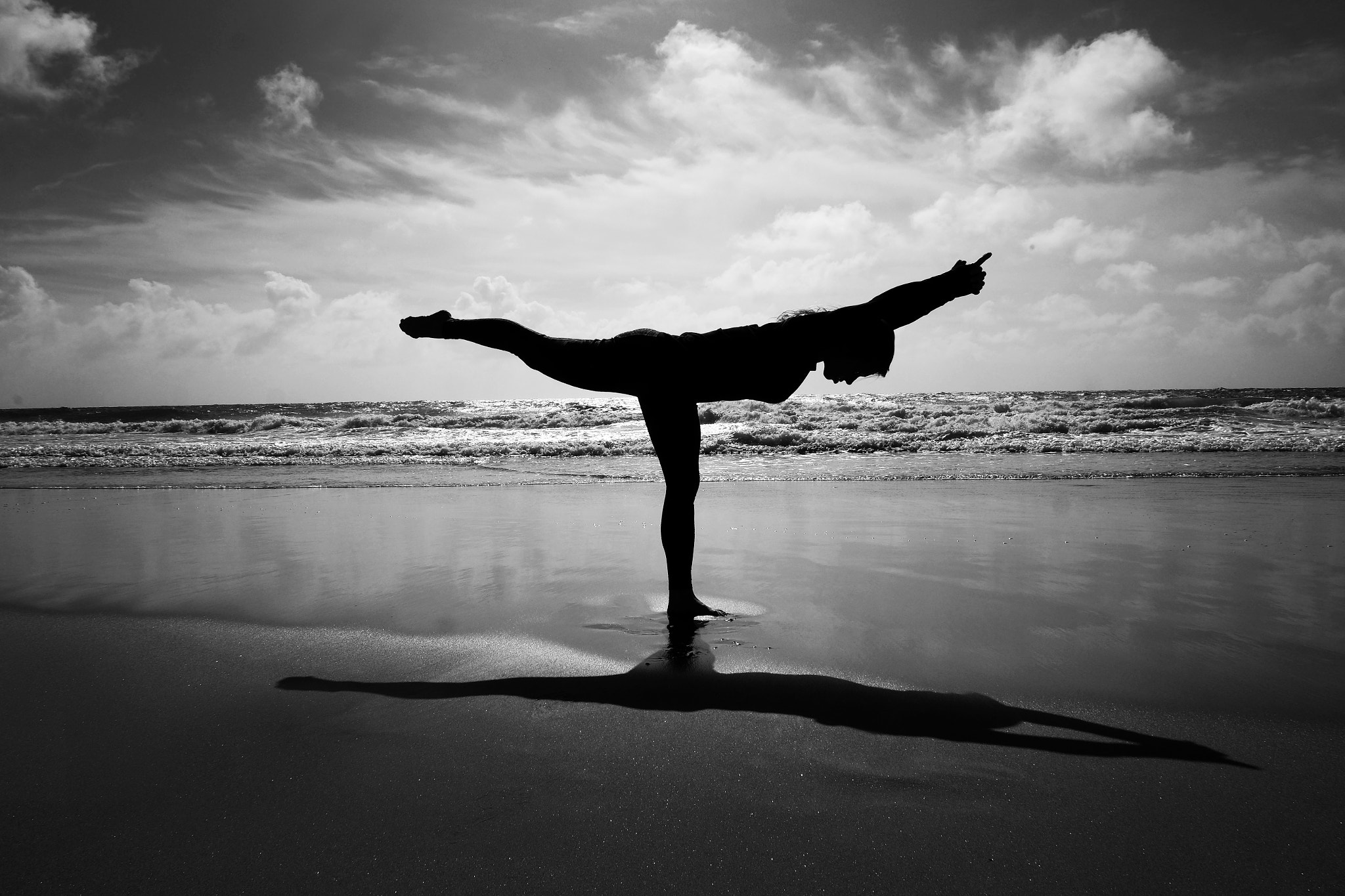 Fujifilm X-T1 + Fujifilm XF 18mm F2 R sample photo. Yoga 8741 photography