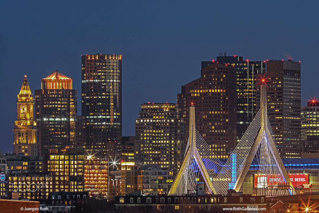 Canon EF 300mm F4L IS USM sample photo. Boston nightlight photography
