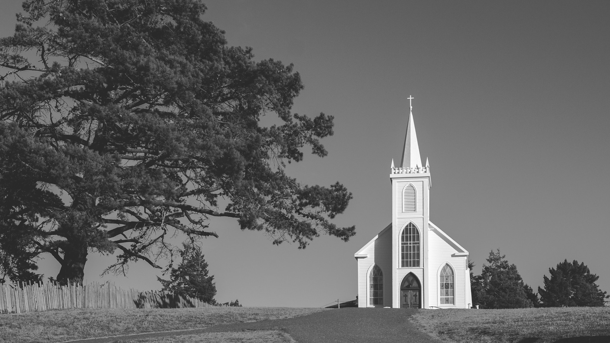 Canon EOS 40D + Canon EF 24-70mm F2.8L USM sample photo. Bodega church photography
