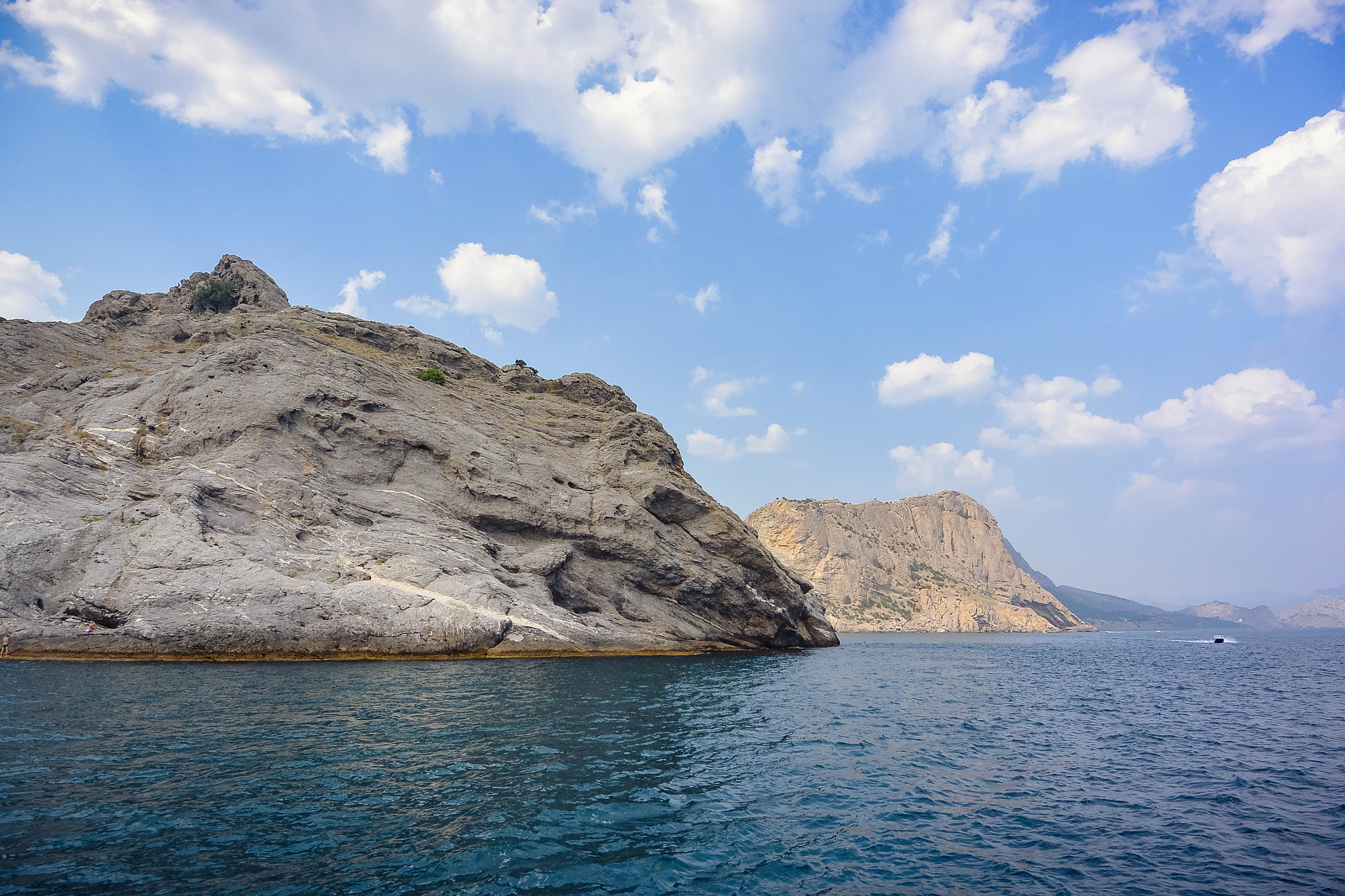 Nikon 1 Nikkor VR 6.7-13mm F3.5-5.6 sample photo. Crimea peninsula photography
