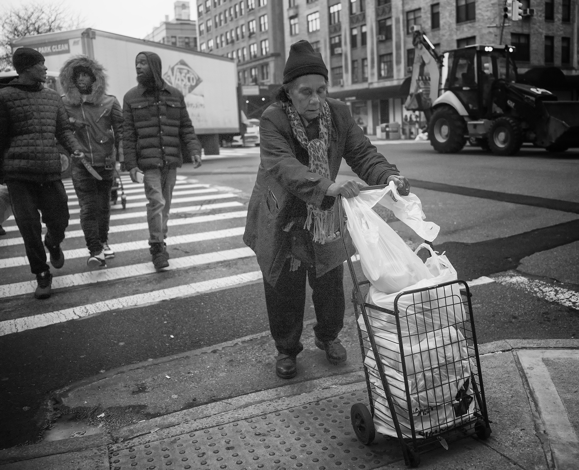 Phase One P65+ sample photo. Crossing street photography