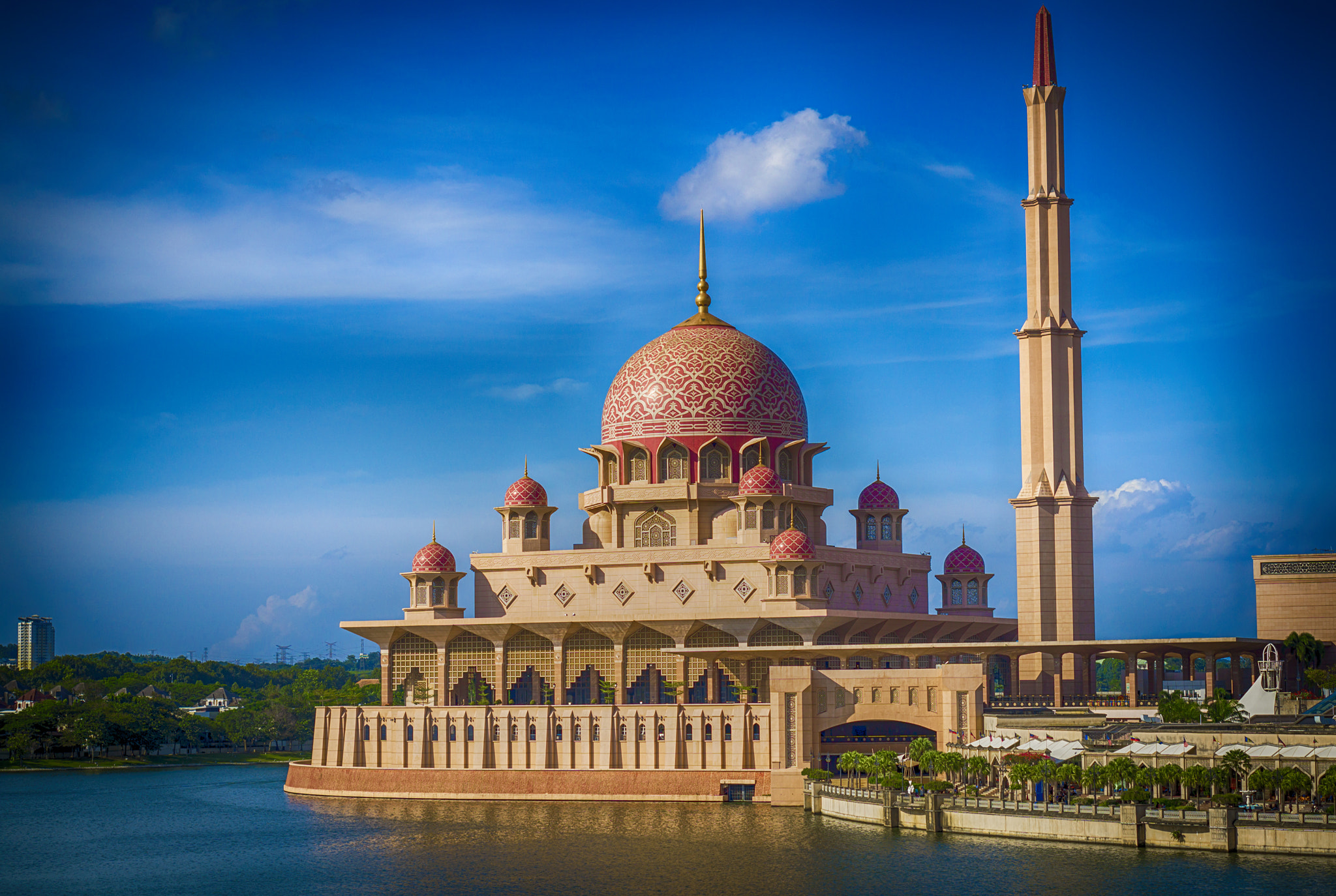 E 50mm F1.8 OSS sample photo. Putra mosque photography