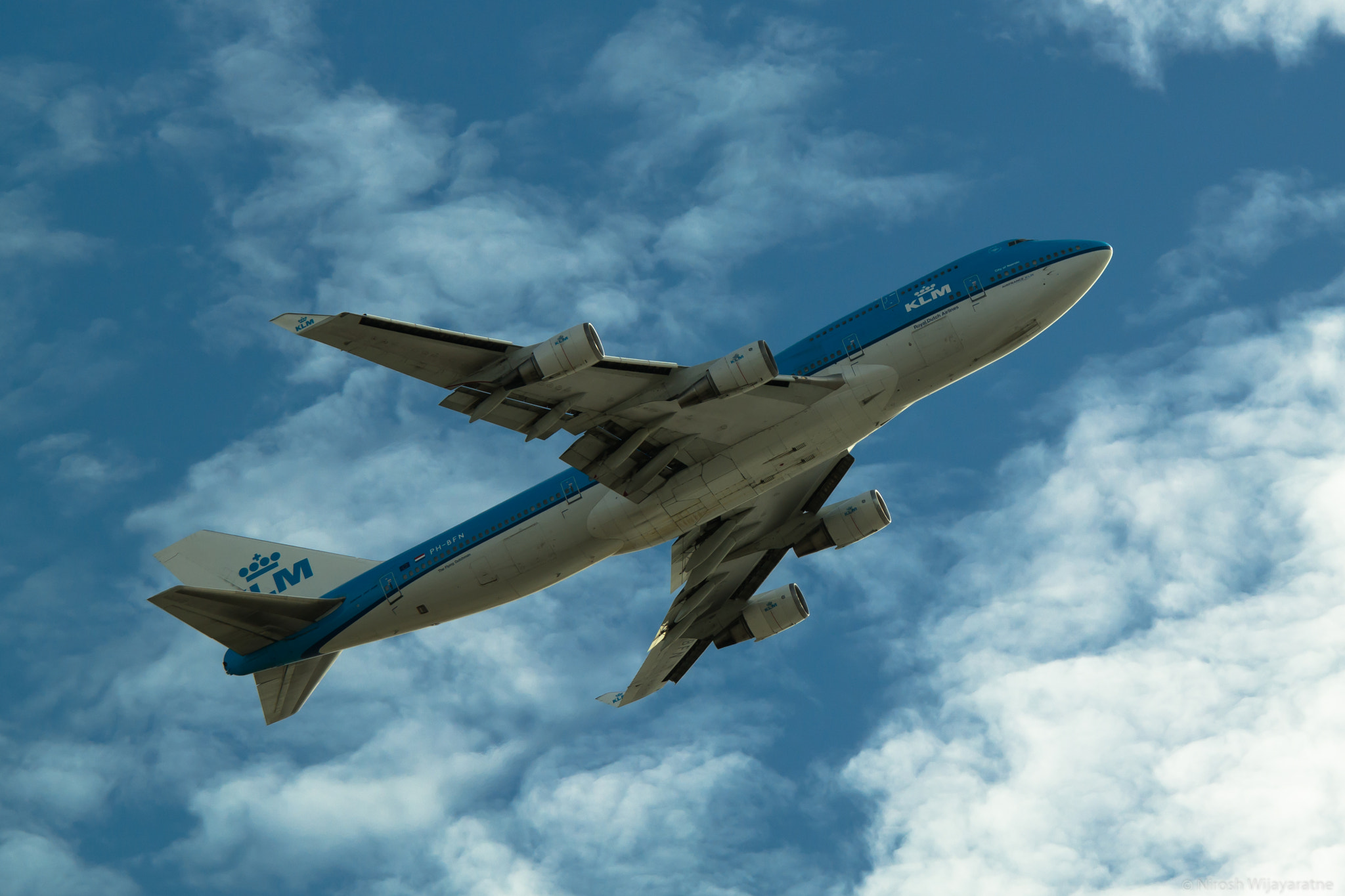 Samsung NX30 + Samsung NX 50-200mm F4-5.6 ED OIS sample photo. Klm flight taking off from lax photography
