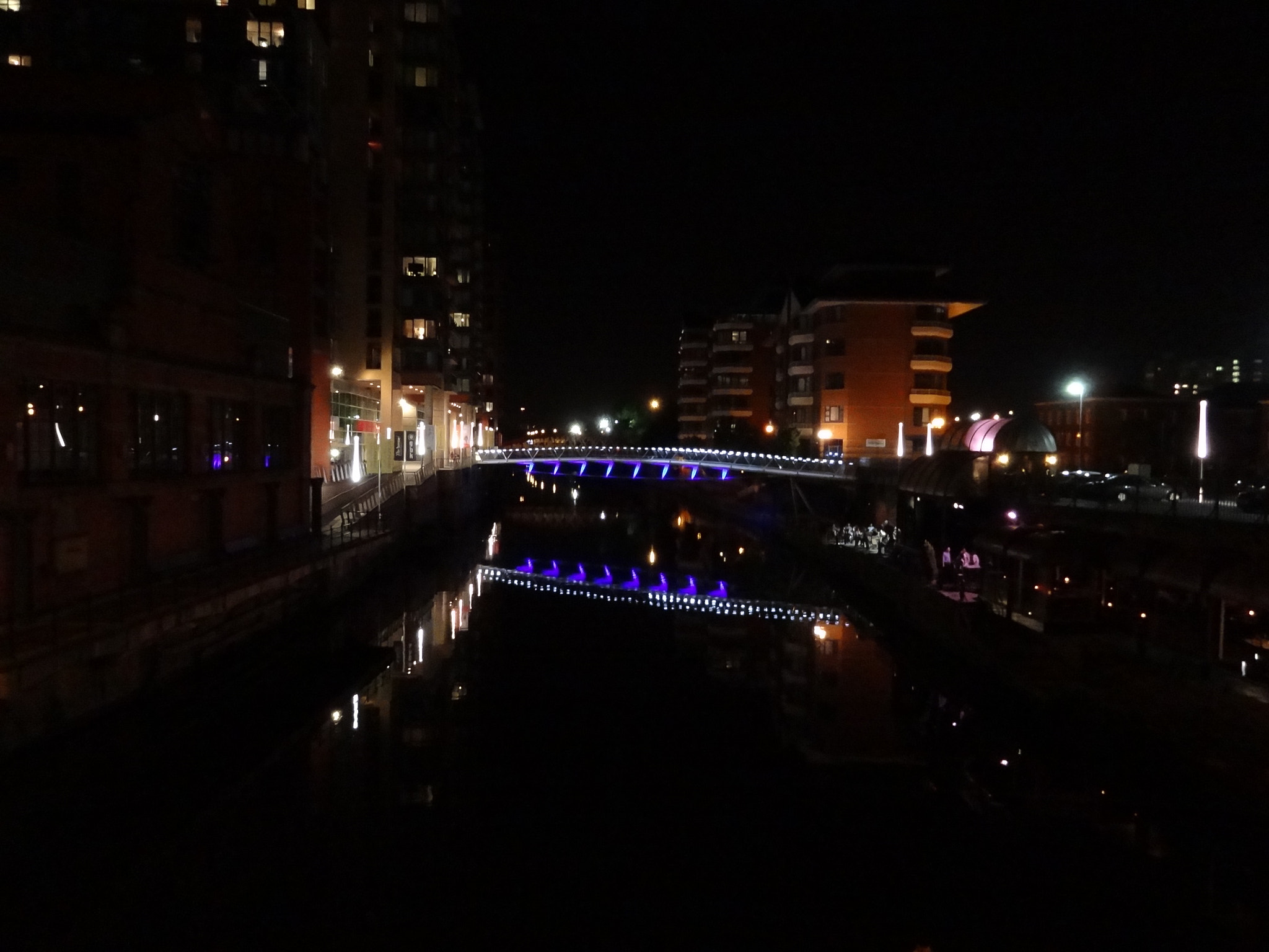 Sony Cyber-shot DSC-HX7V sample photo. Manchester uk bridge photography