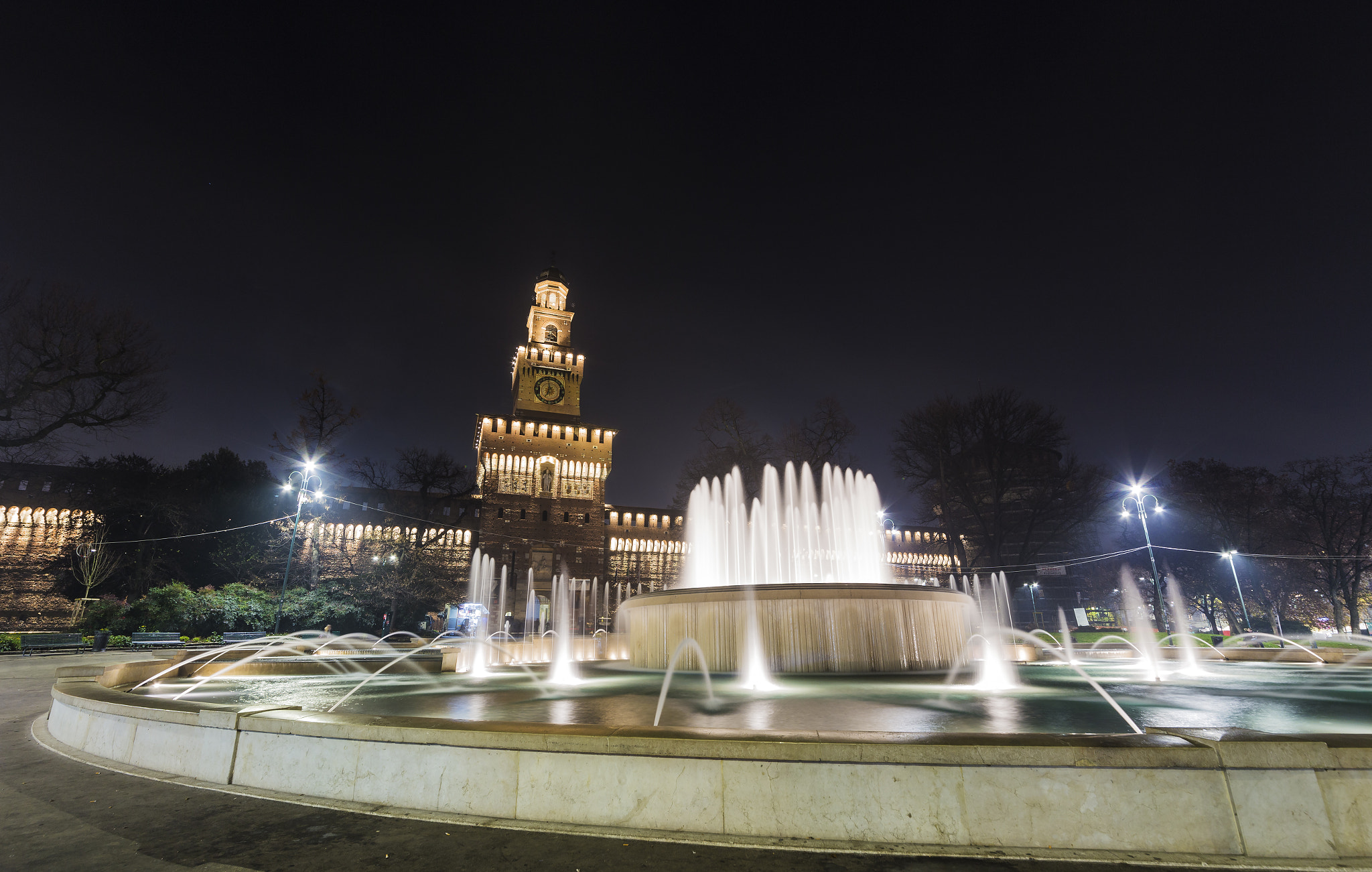 Sigma 12-24mm F4.5-5.6 II DG HSM sample photo. Milan - castello sforzesco photography