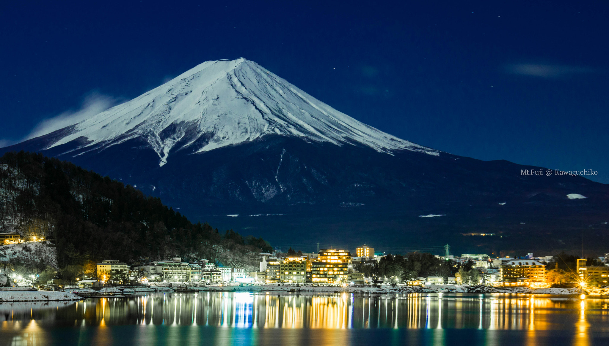 Pentax smc DA* 16-50mm F2.8 ED AL (IF) SDM sample photo. Kawaguchiko @ facing mt fuji photography