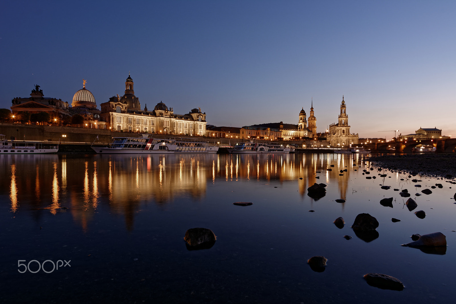 Nikon D7100 + Sigma 12-24mm F4.5-5.6 II DG HSM sample photo. Blue hour photography