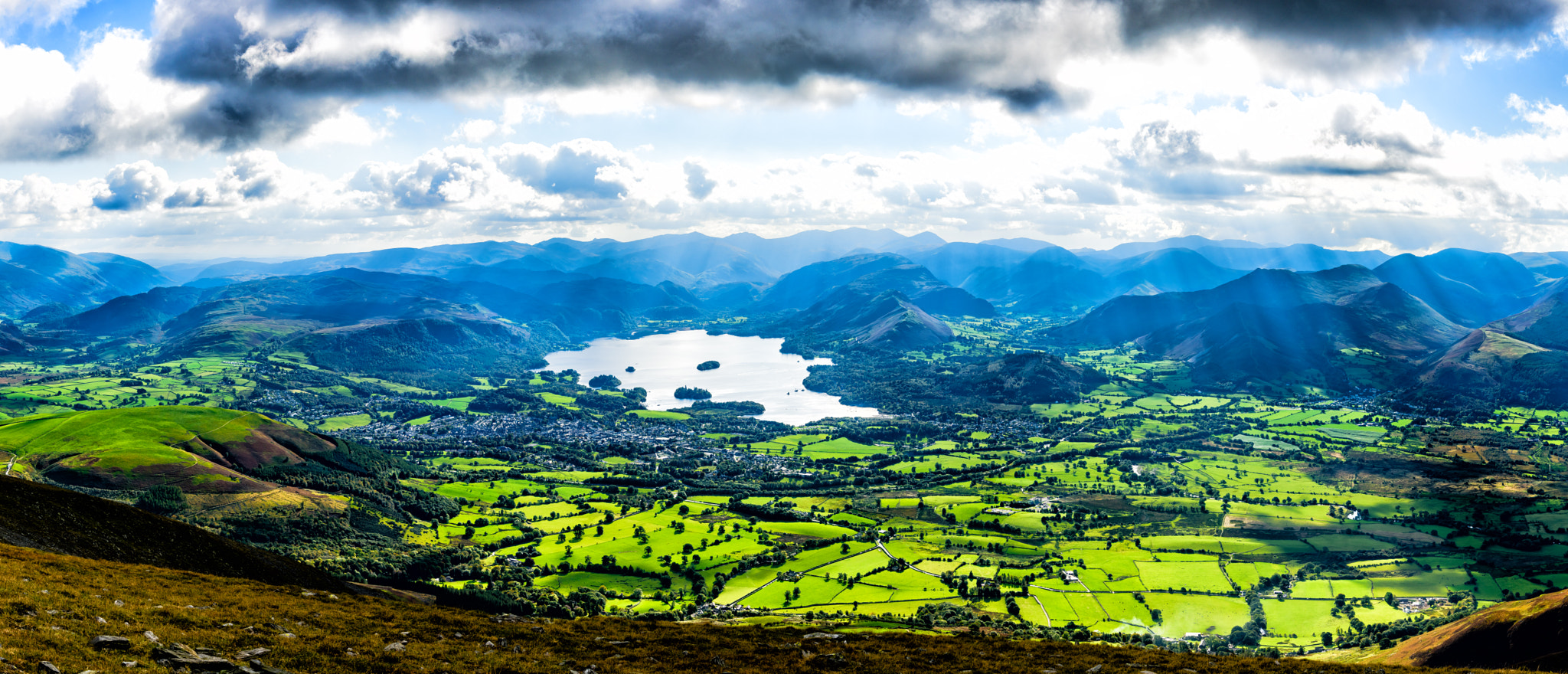 Nikon D810 sample photo. Sun rays on skiddaw photography