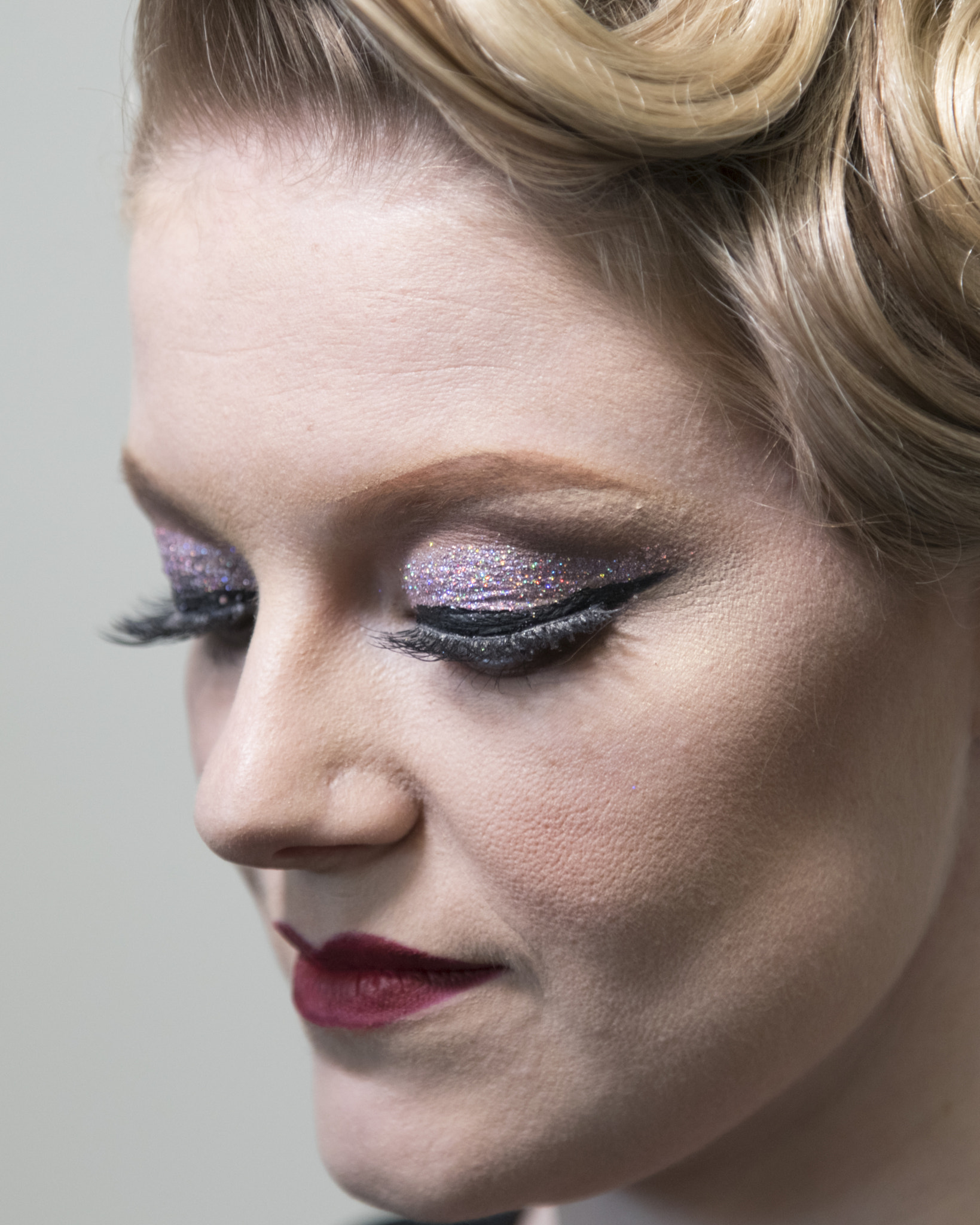 Canon EOS-1D X Mark II sample photo. Stevie's make-up photography