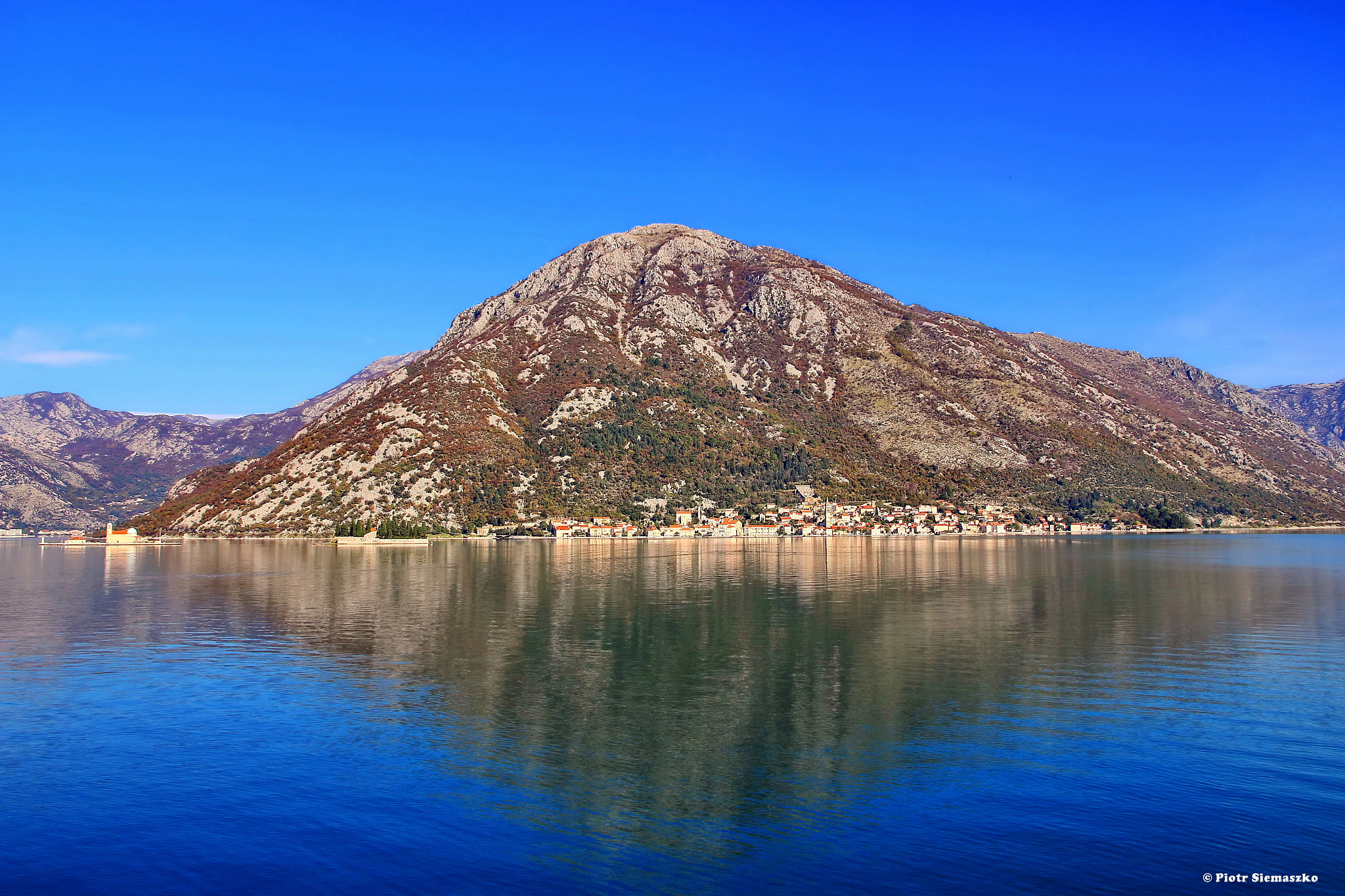 Canon EOS 100D (EOS Rebel SL1 / EOS Kiss X7) sample photo. Perast photography