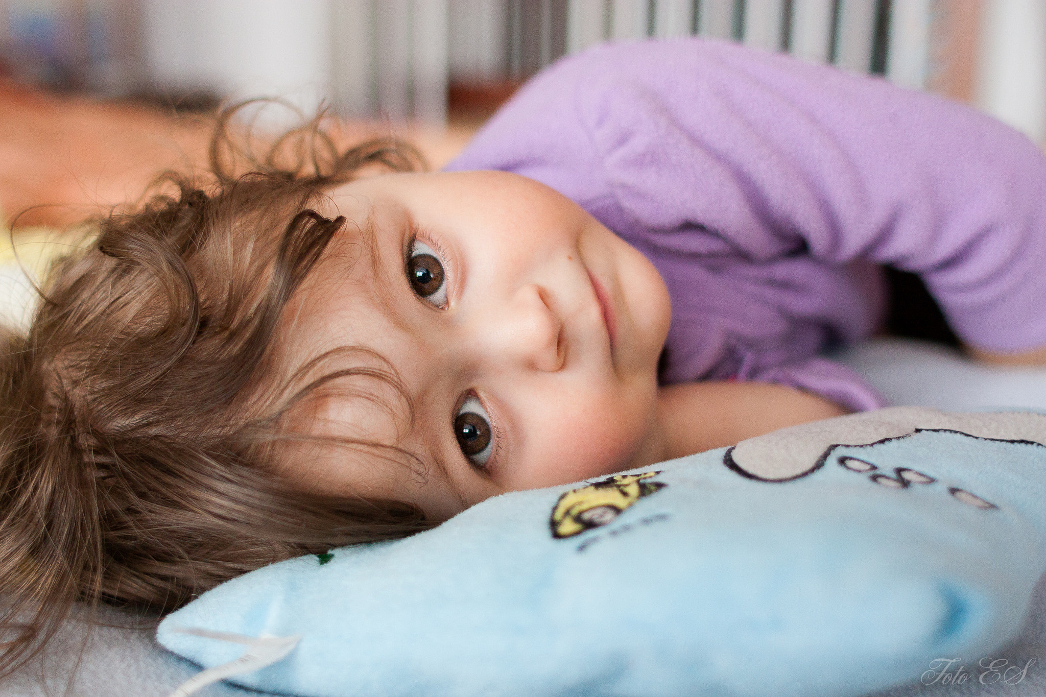 Canon EF 28mm F1.8 USM sample photo. Laying photography