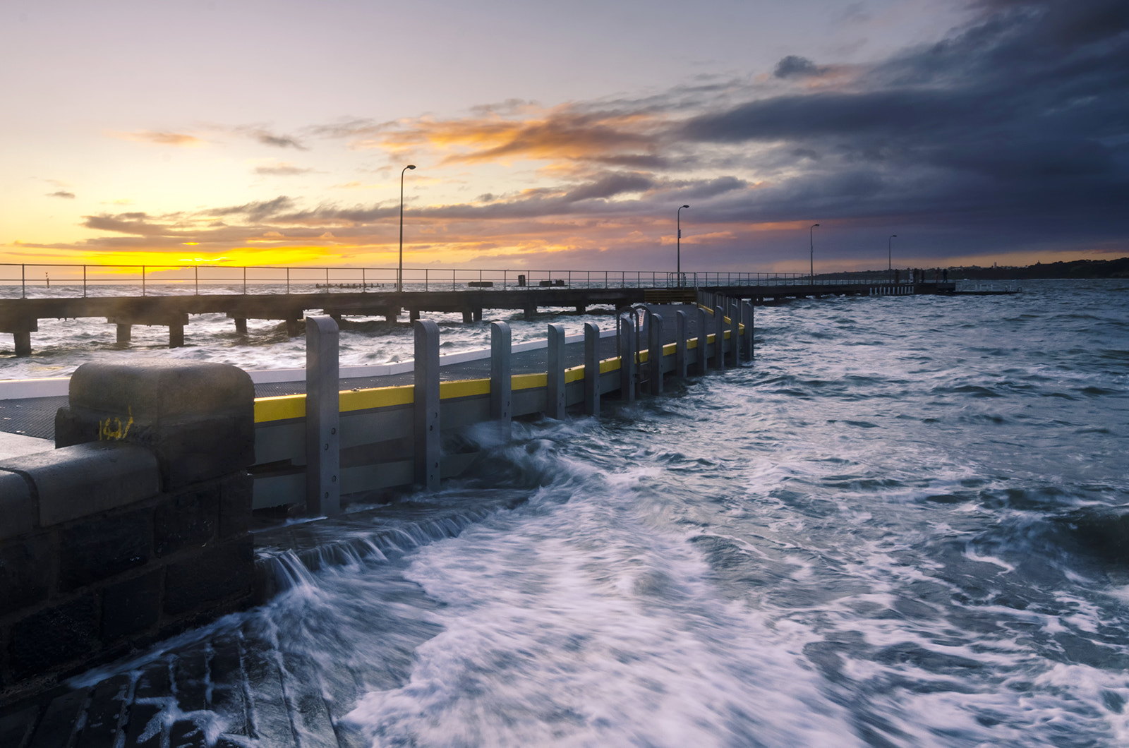 Nikon AF-S Nikkor 14-24mm F2.8G ED sample photo. Bay in sunset photography