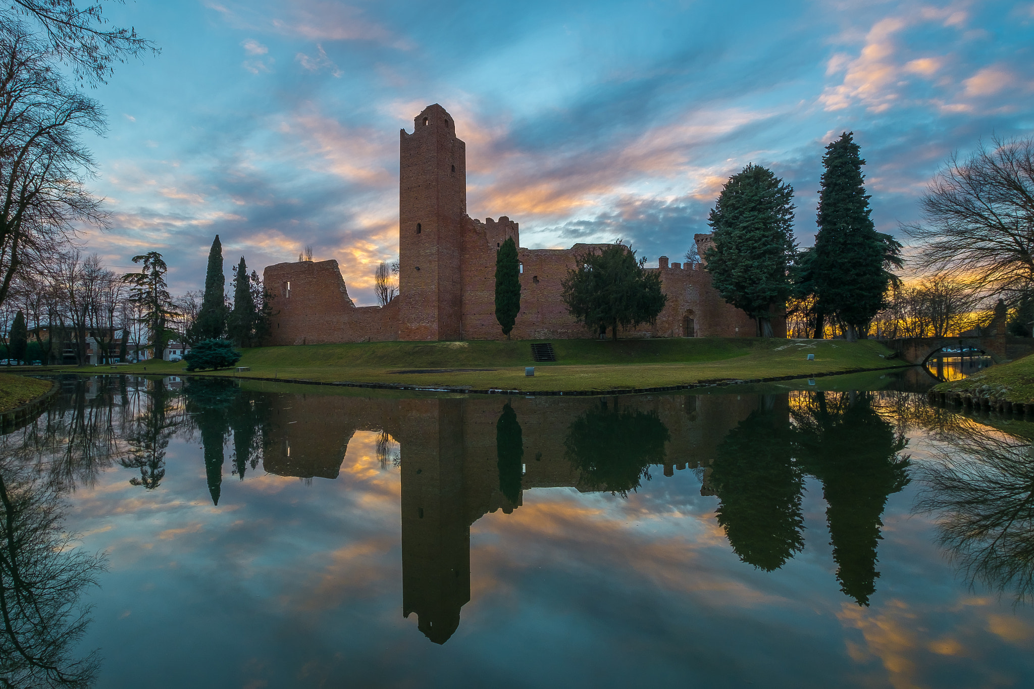 Fujifilm X-M1 sample photo. The fortress ruins photography