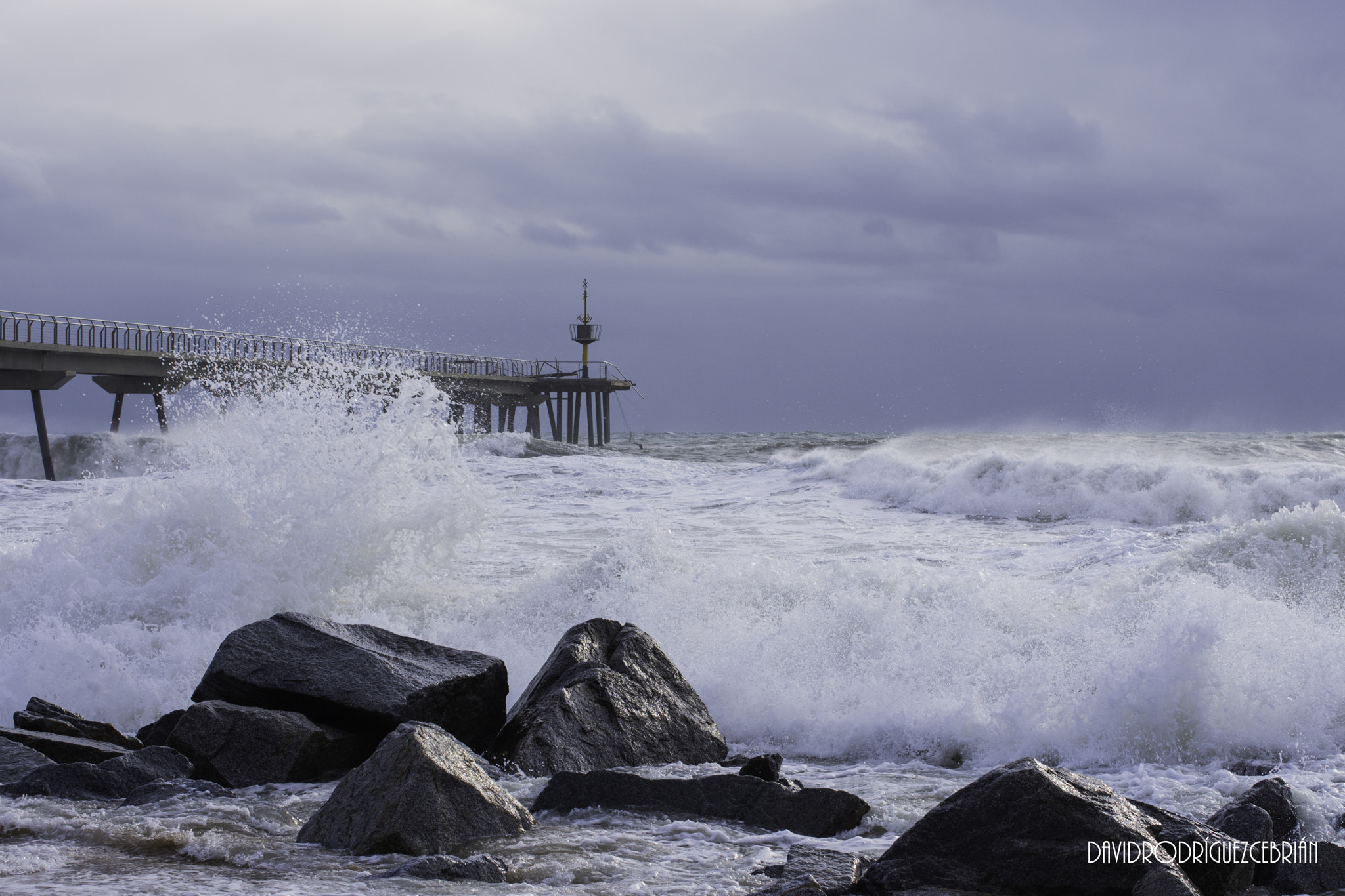 AF Zoom-Nikkor 28-85mm f/3.5-4.5 sample photo. Storm at sea photography