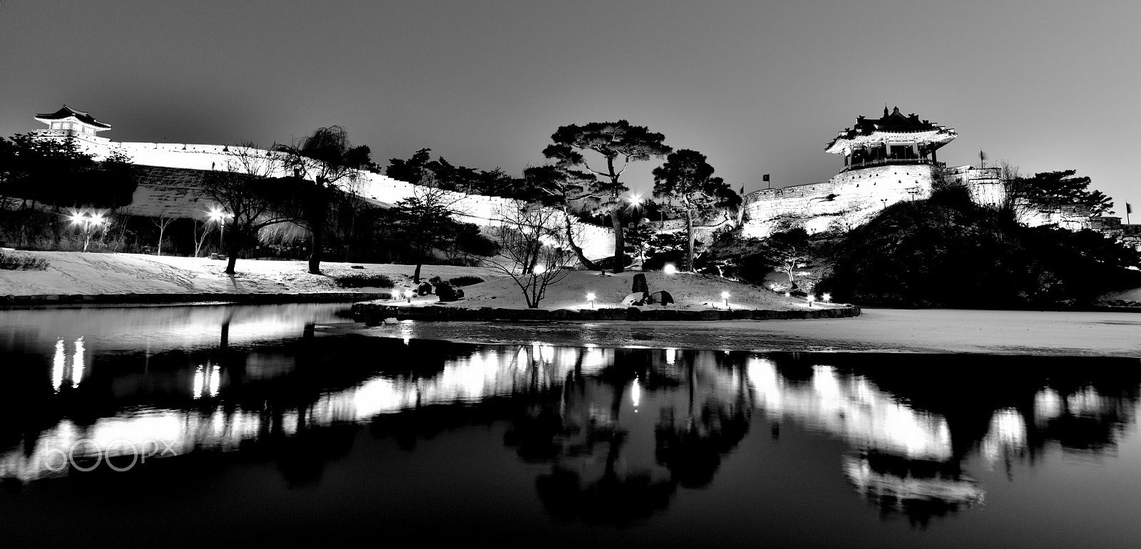 Nikon D810 sample photo. A lake on shines in the night photography