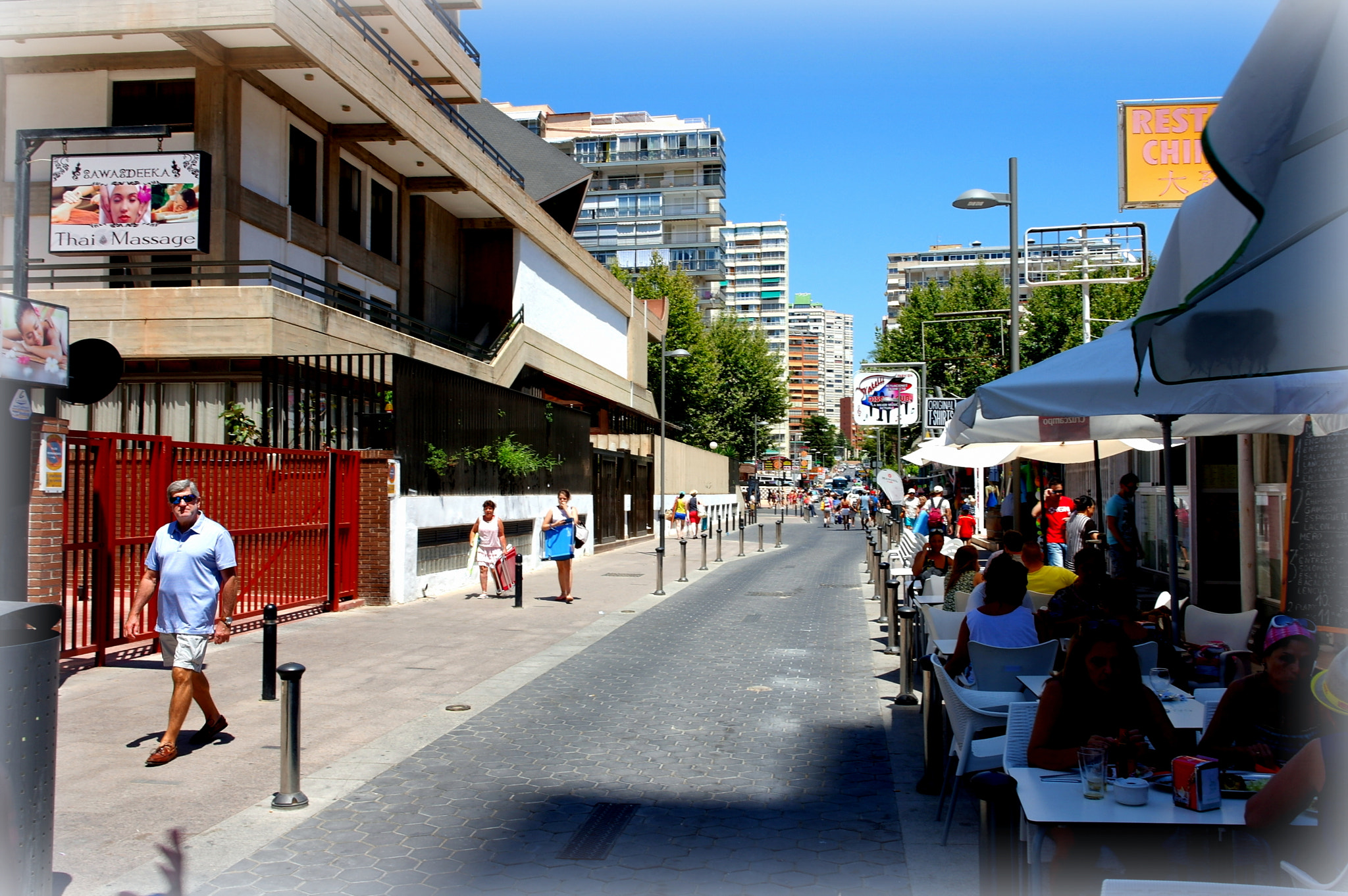 Samsung NX100 sample photo. Sam photography