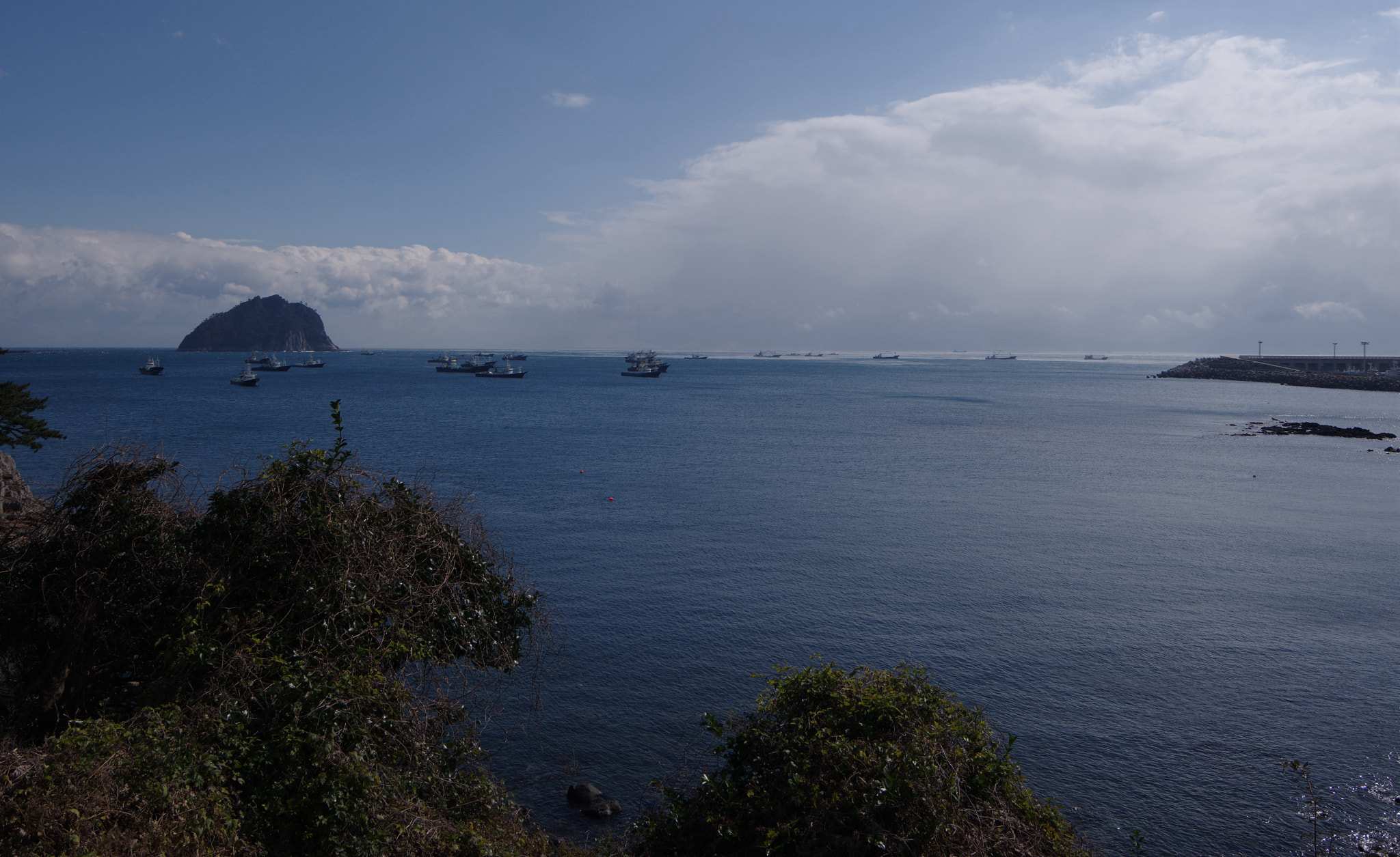 smc PENTAX-FA 645 33-55mm F4.5 AL sample photo. Juju island bay photography