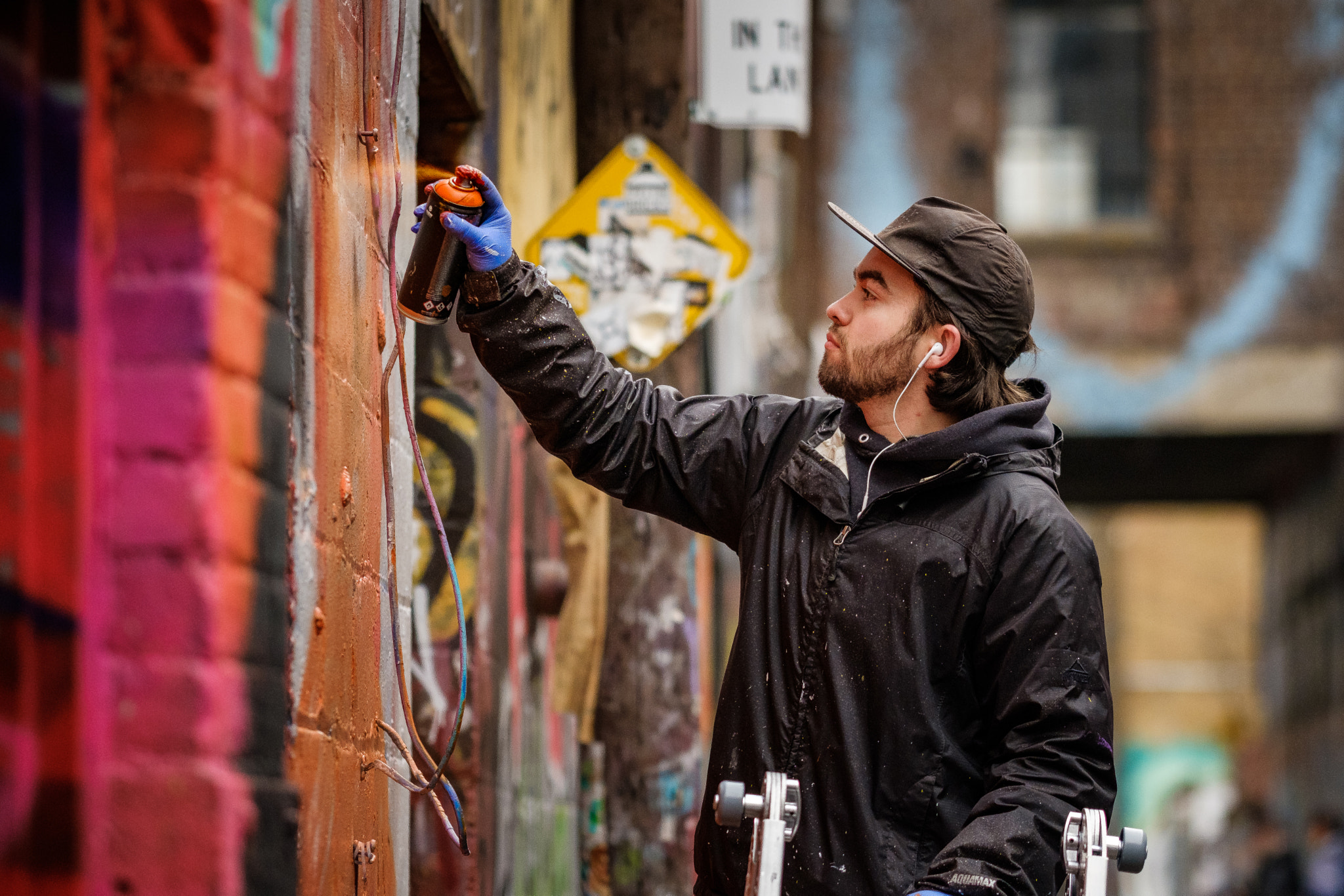 Fujifilm X-Pro2 + Fujifilm XF 90mm F2 R LM WR sample photo. Graffiti artist at work photography