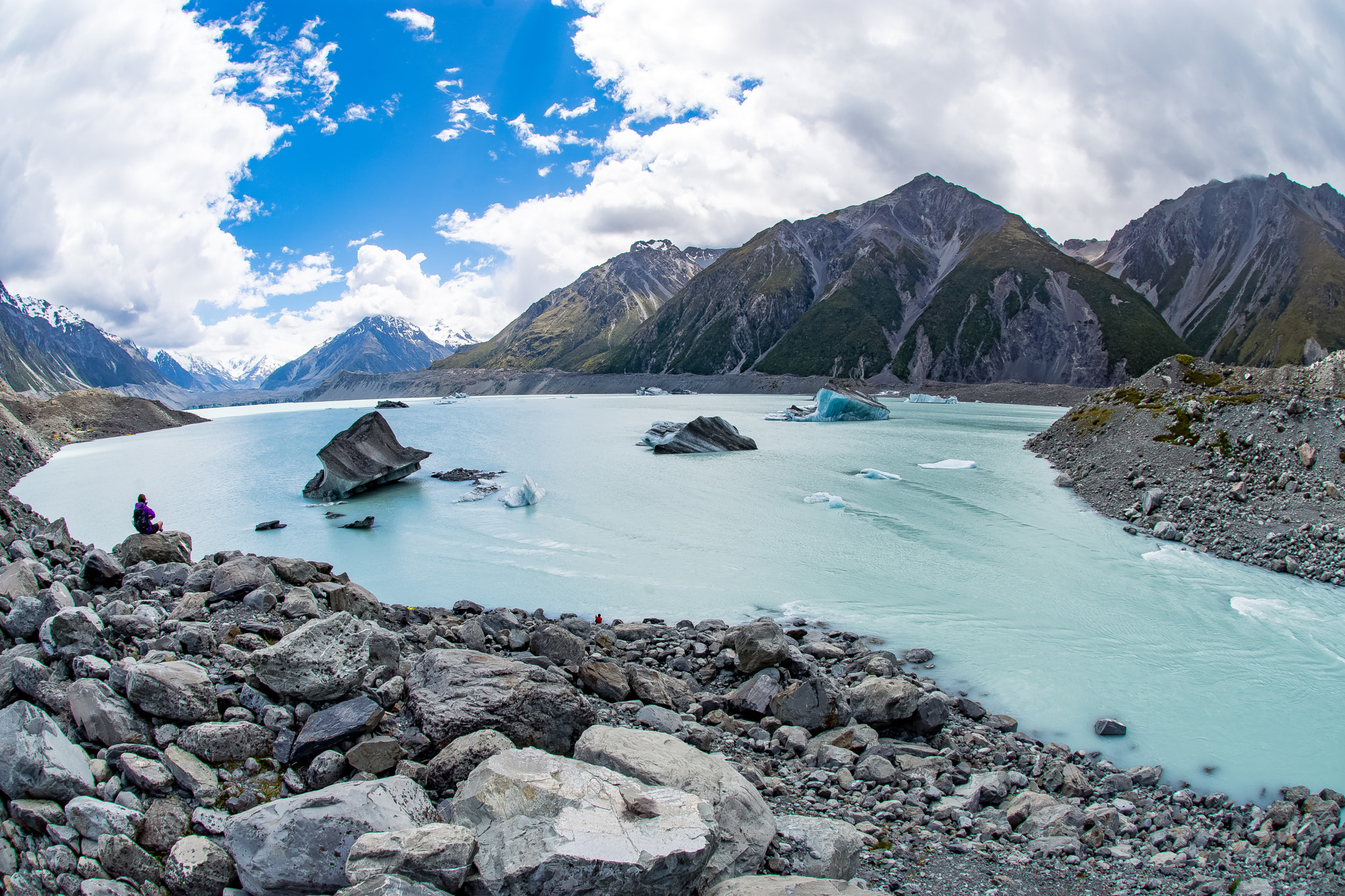 Nikon AF DX Fisheye-Nikkor 10.5mm F2.8G ED sample photo. Tasman lake photography