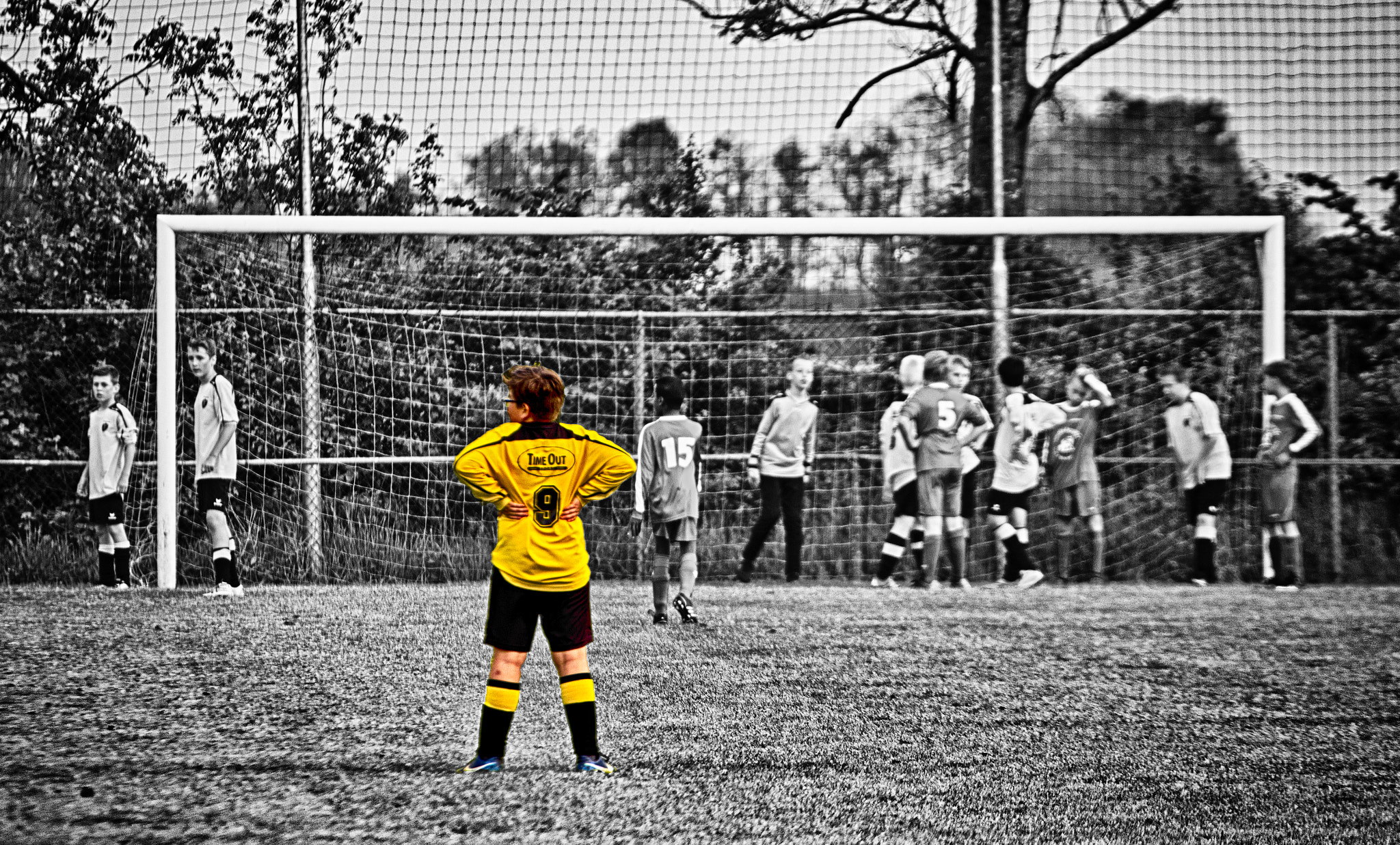 Canon EOS 60D + Tamron SP 70-300mm F4-5.6 Di VC USD sample photo. Yellow team photography