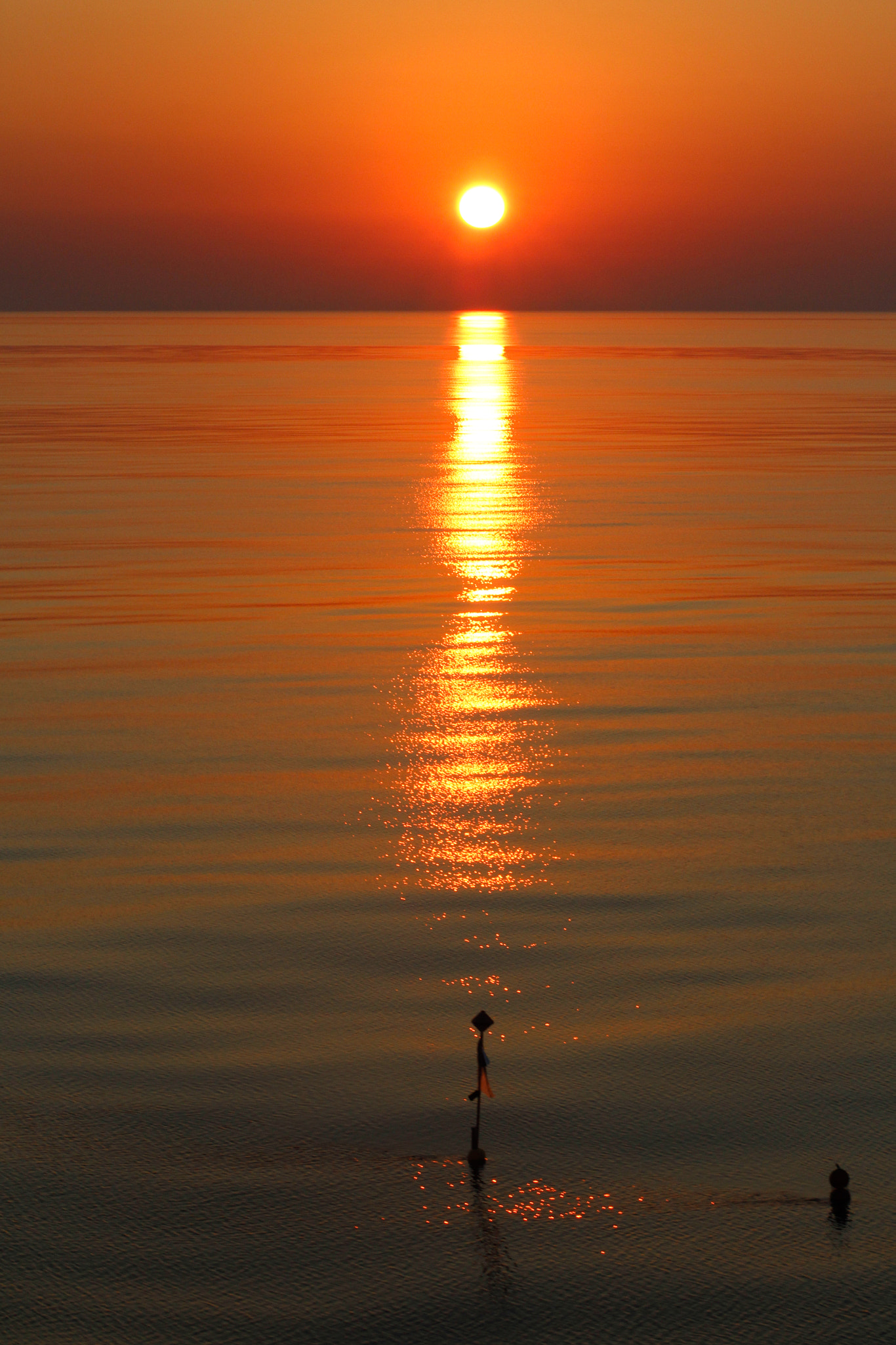 Canon EOS 600D (Rebel EOS T3i / EOS Kiss X5) + Tamron AF 70-300mm F4-5.6 Di LD Macro sample photo. Sunrise over the mediterranean sea photography