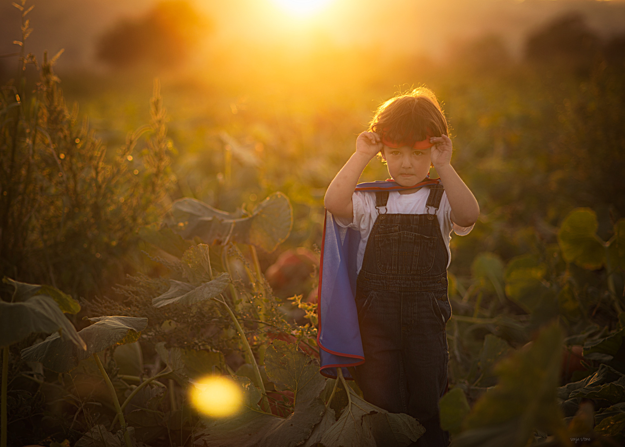 Nikon D600 + AF Nikkor 85mm f/1.8 sample photo. Behind the mask photography