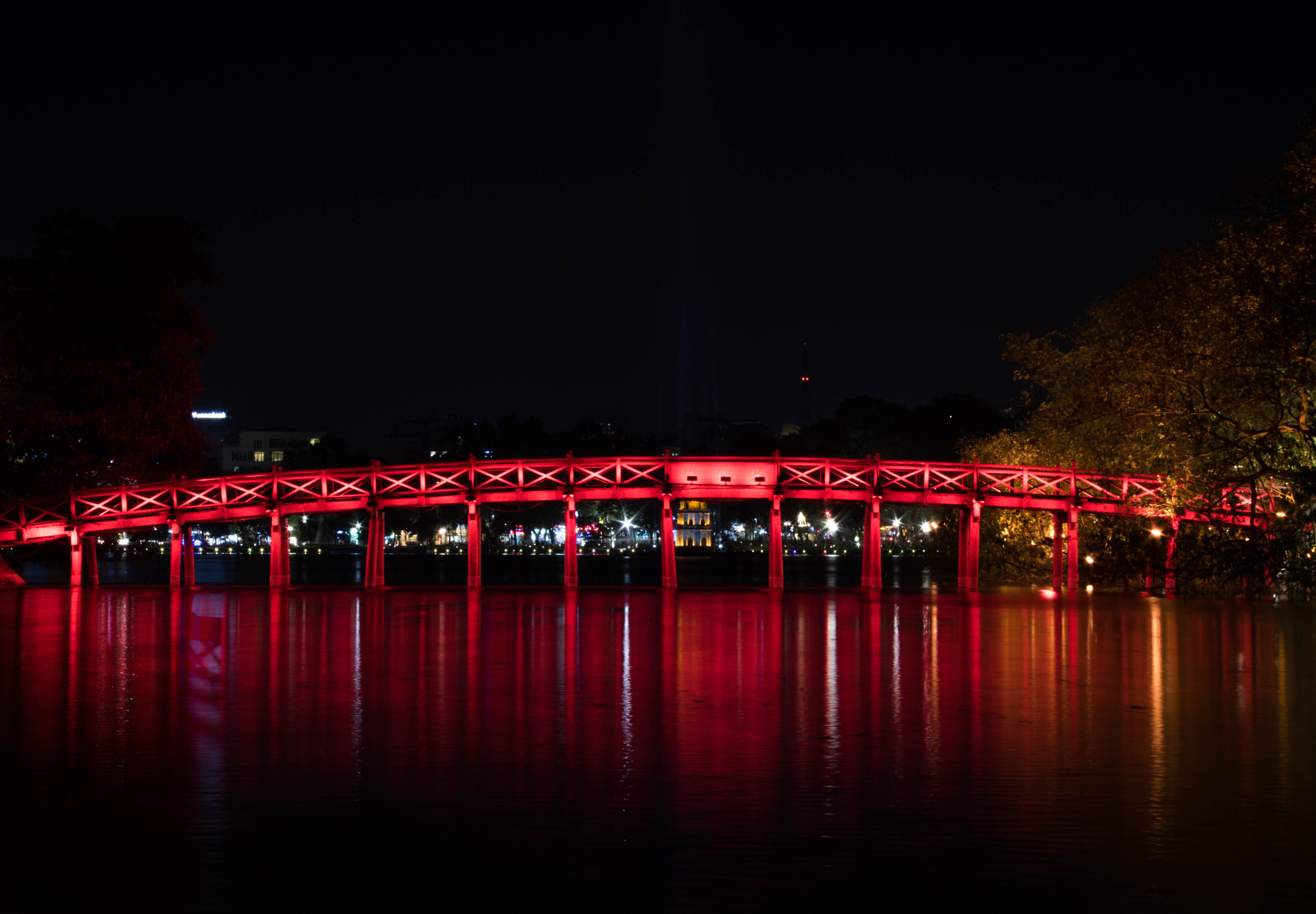 Canon EOS 760D (EOS Rebel T6s / EOS 8000D) sample photo. Red dragoon photography