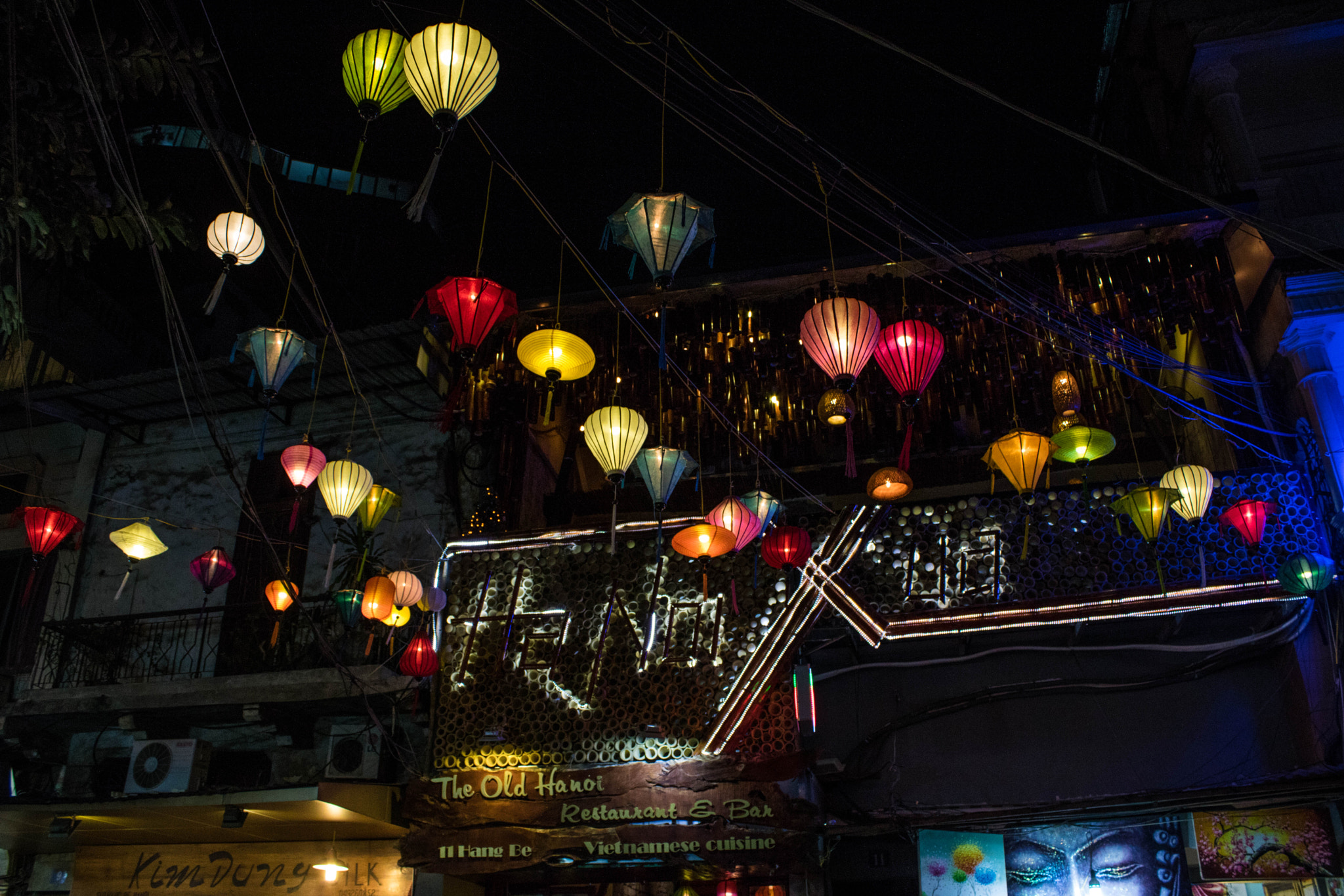Canon EOS 760D (EOS Rebel T6s / EOS 8000D) sample photo. Street lanterns photography