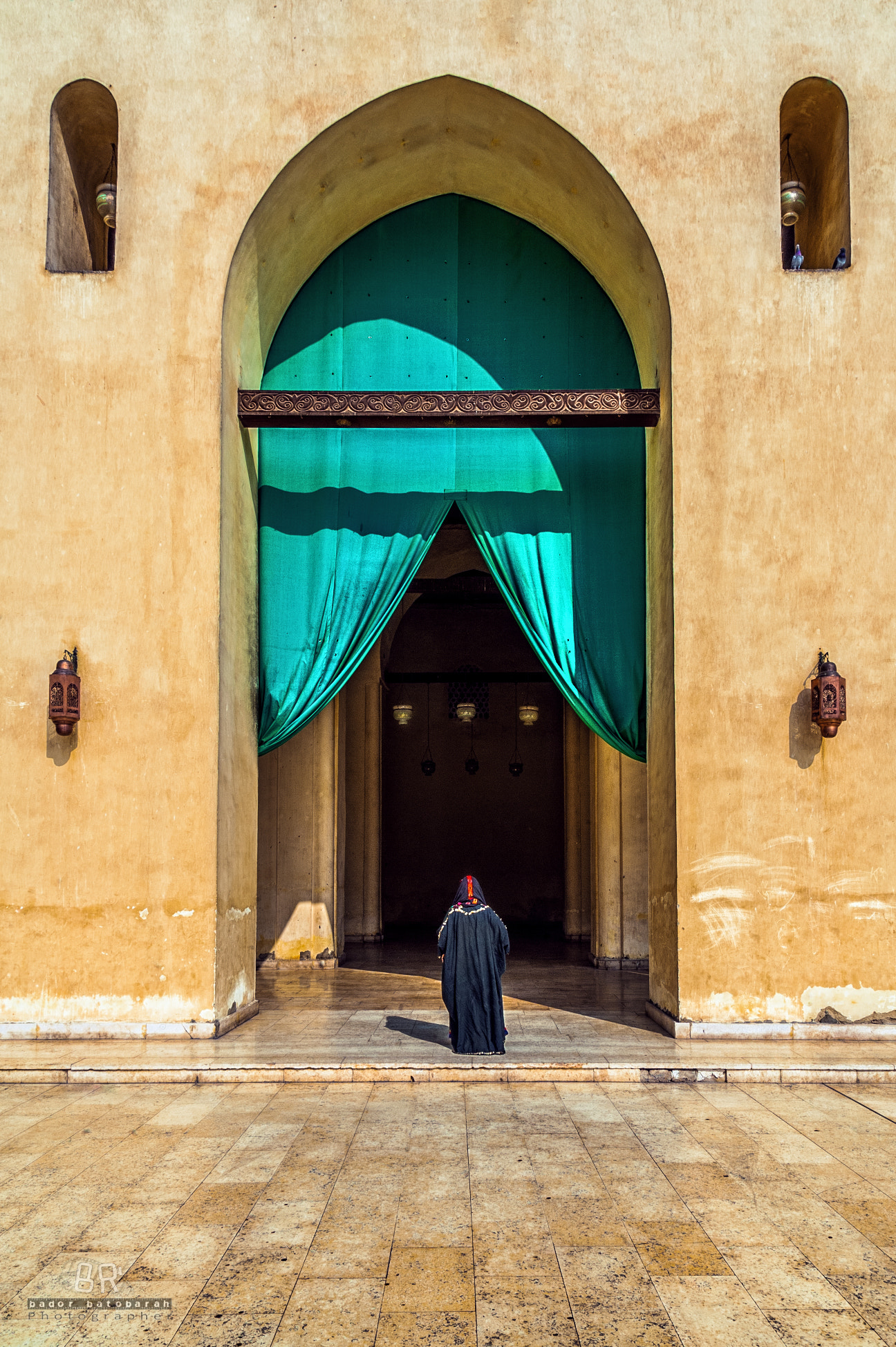 Nikon D3 sample photo. Arabic woman photography