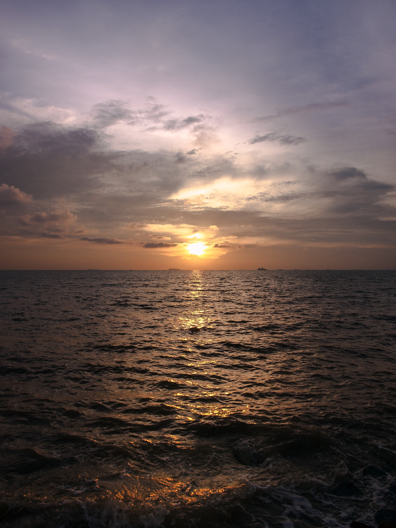 Olympus E-520 (EVOLT E-520) + OLYMPUS 14-42mm Lens sample photo. Sunset at pantai kelanang, malaysia photography