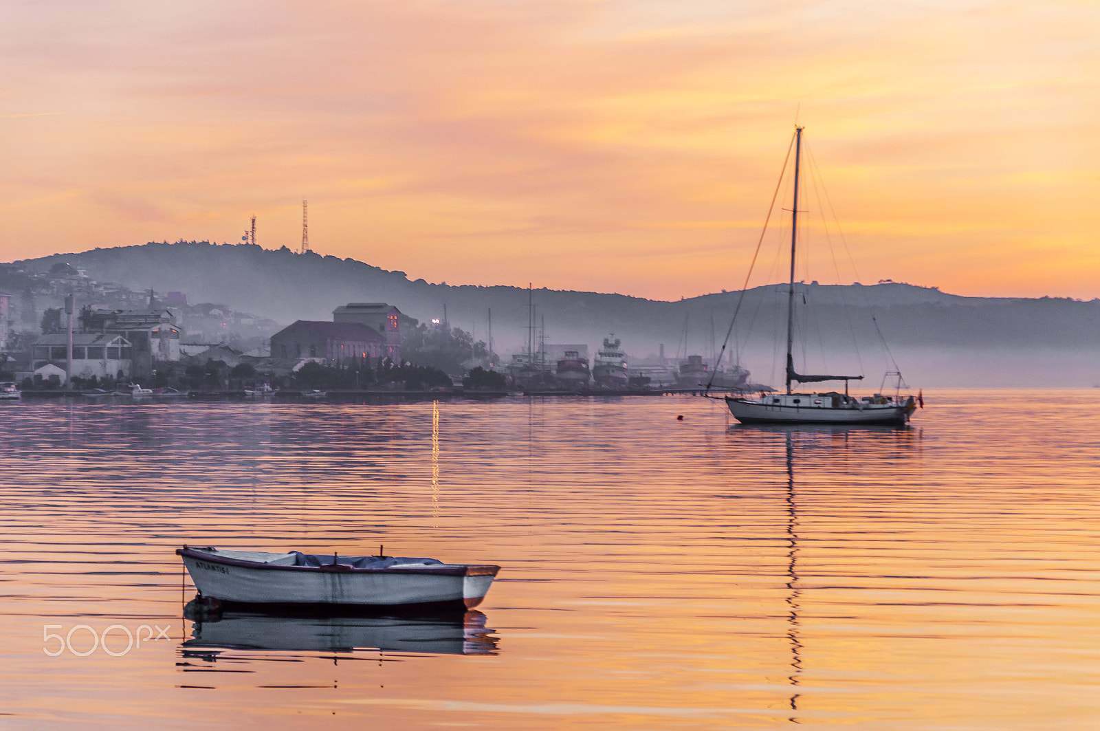 Nikon D90 + Sigma 18-200mm F3.5-6.3 DC OS HSM sample photo. Ayvalik at sunset photography