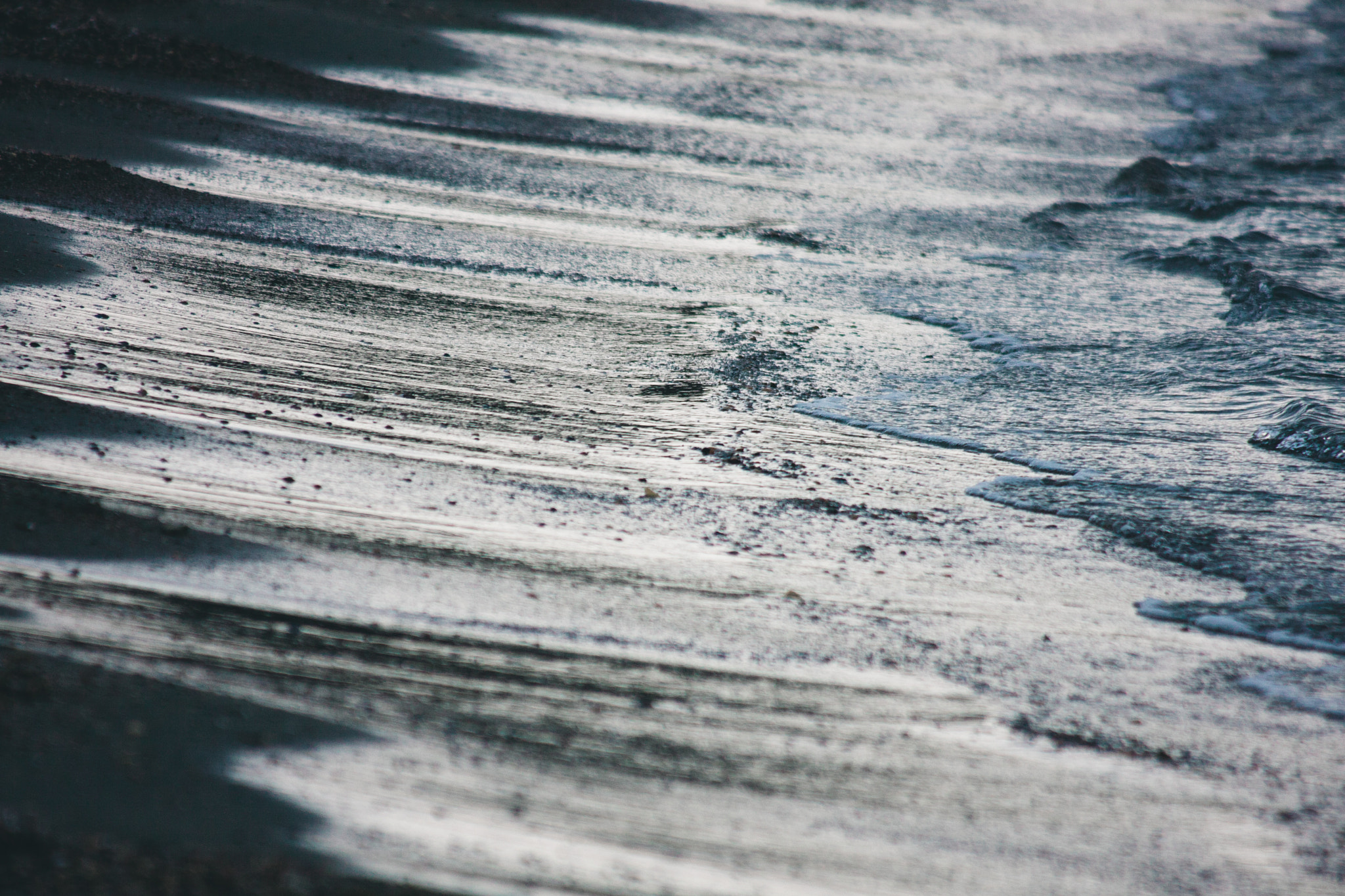 Canon EF 35-350mm F3.5-5.6L USM sample photo. Winter sea photography