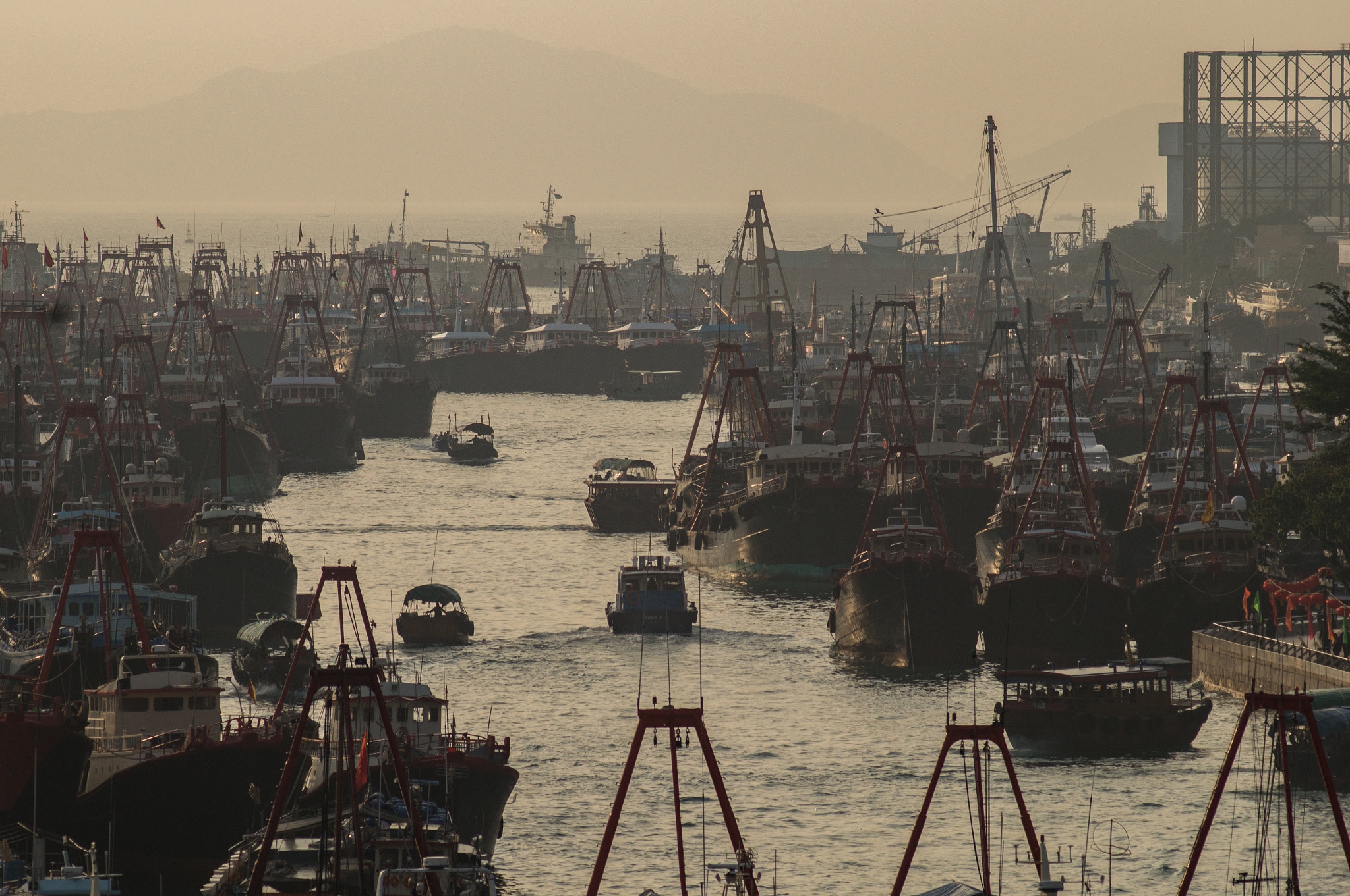 Tamron 200-400mm F5.6 LD sample photo. Aberdeen west typhoon shelter, hong kong photography